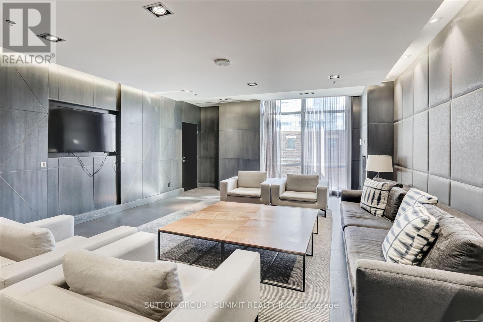 Photo 21 of 1008 30 Nelson Street, Toronto ON