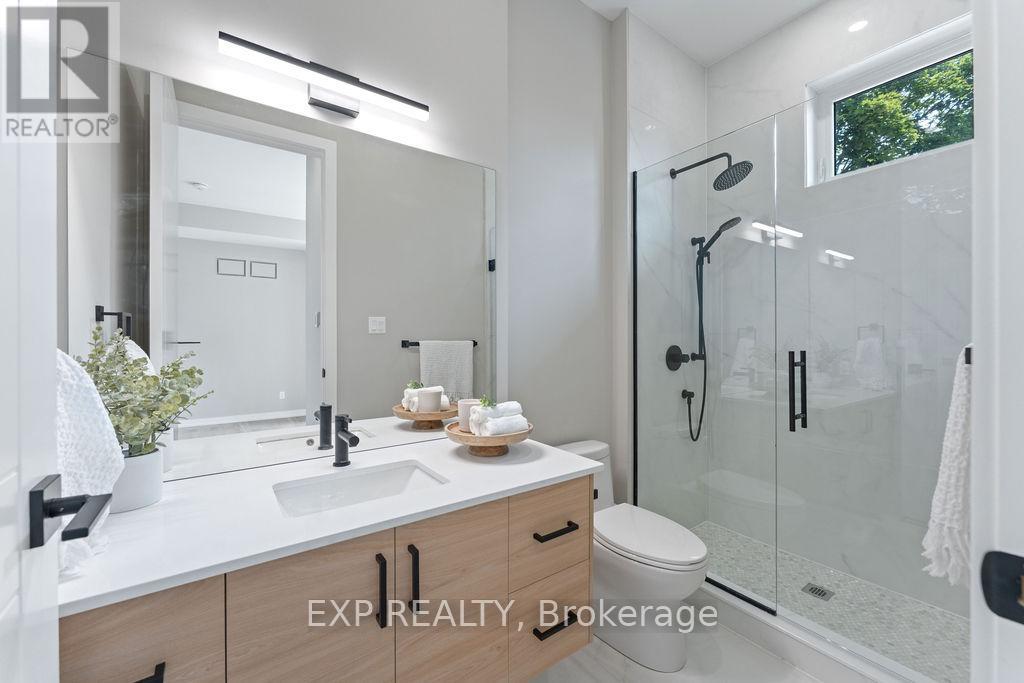 Photo 31 of 261 Dovercourt Avenue, Ottawa ON
