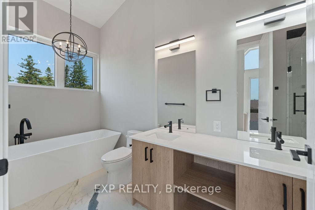 Photo 35 of 261 Dovercourt Avenue, Ottawa ON