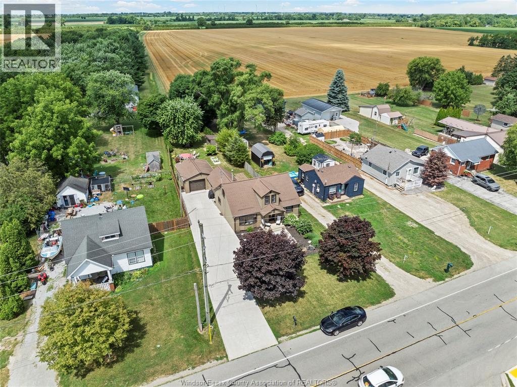 Photo 12 of 1425 Erie Road, Harrow ON