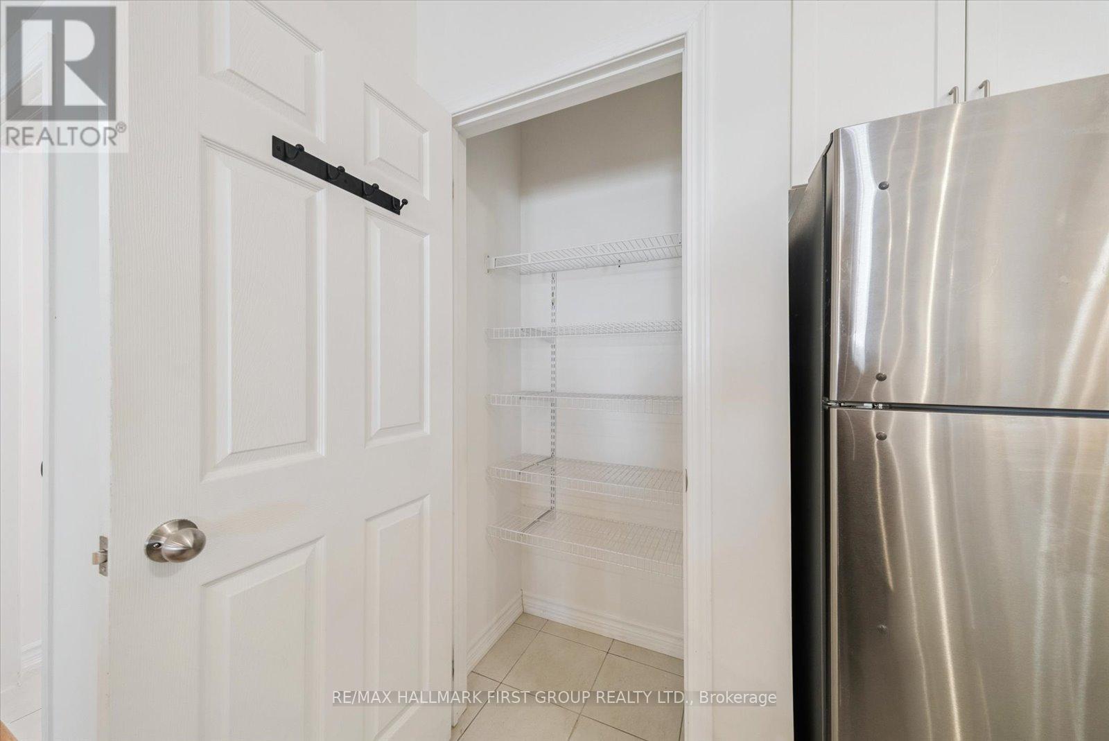 Photo 17 of 5 1060 St Hildas Way, Whitby ON