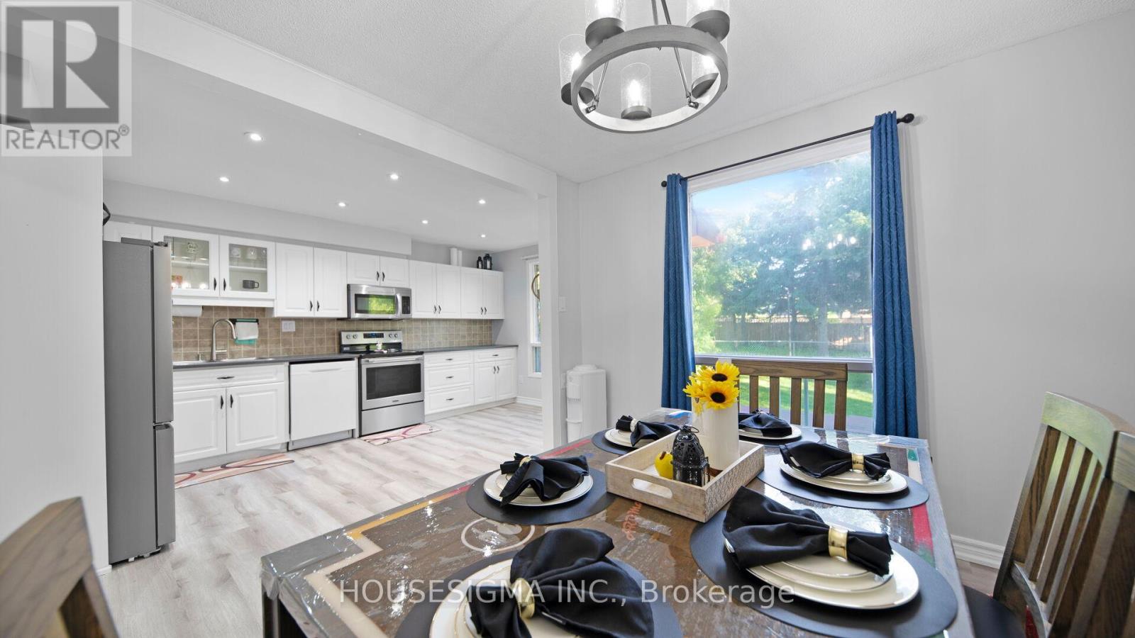 Photo 5 of 1323 Sunningdale Avenue, Oshawa ON