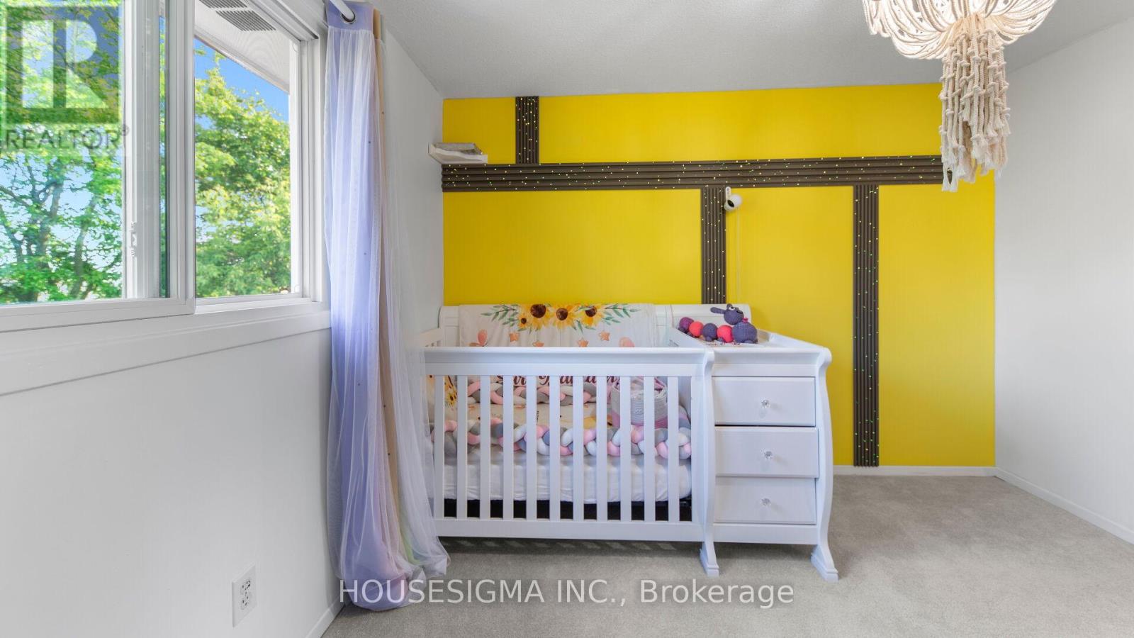 Photo 8 of 1323 Sunningdale Avenue, Oshawa ON