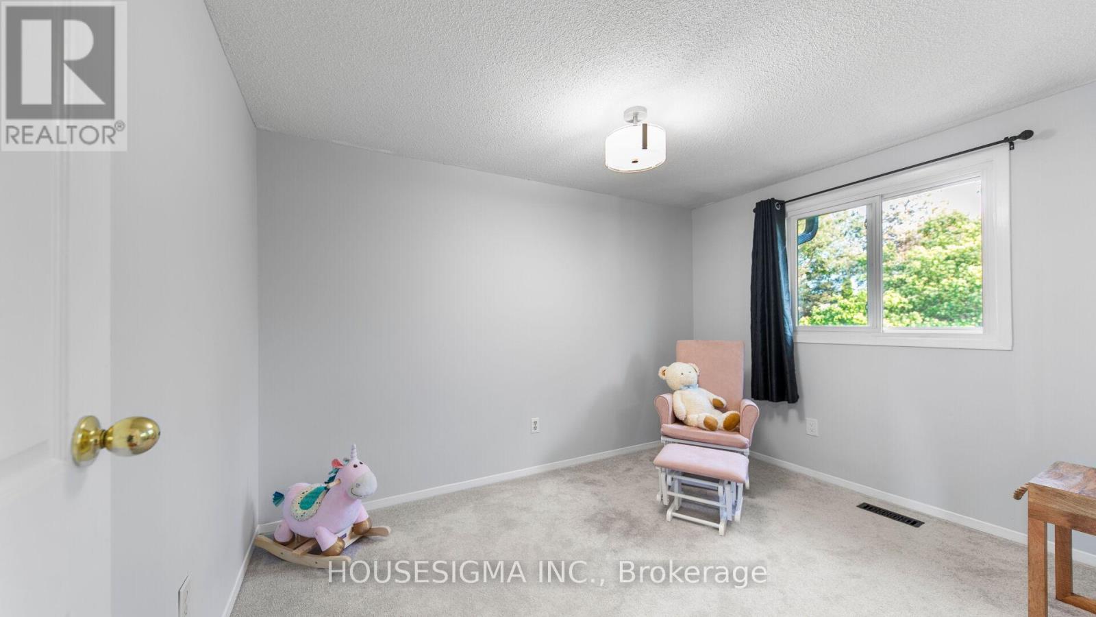 Photo 45 of 1323 Sunningdale Avenue, Oshawa ON