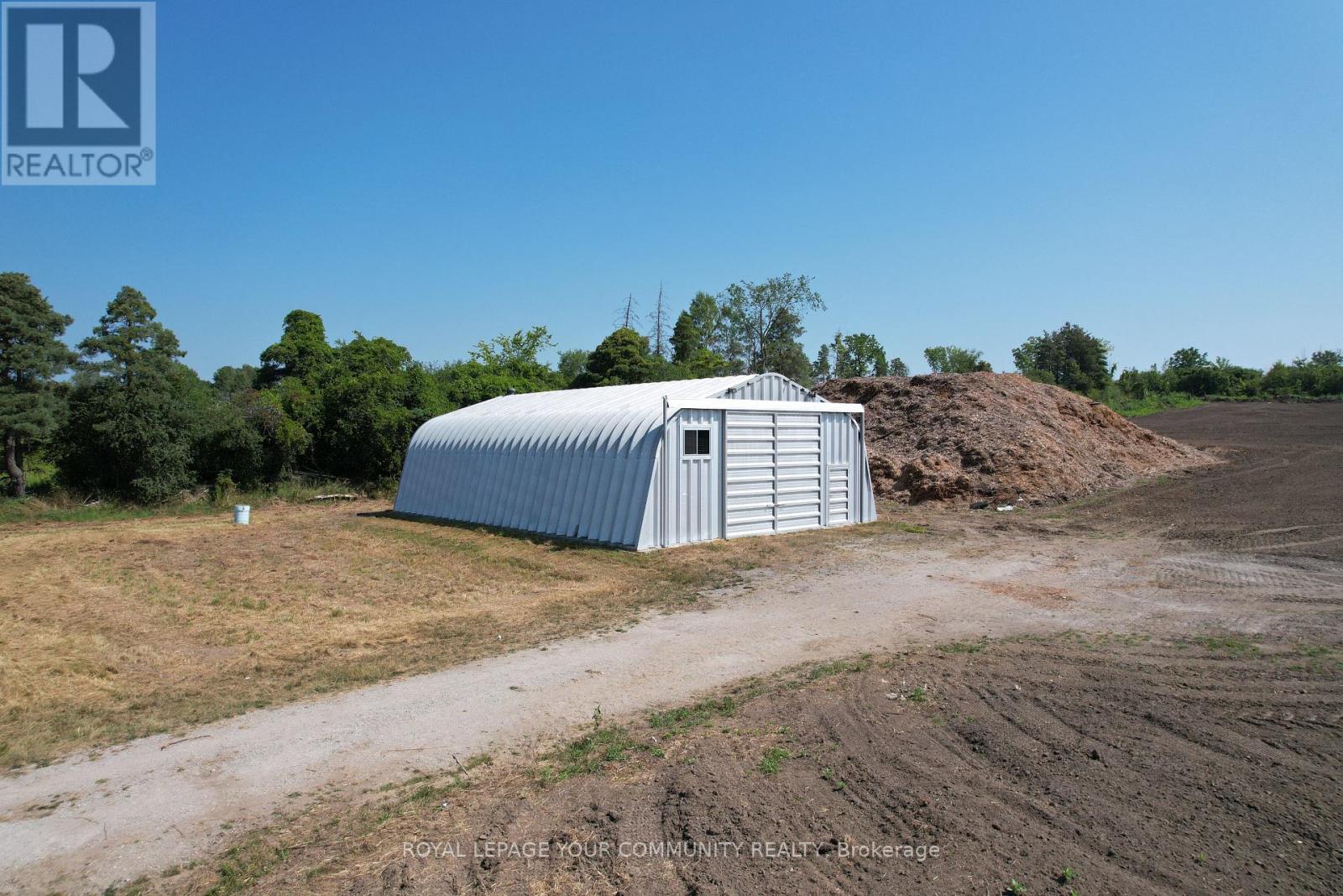 Photo 2 of 3885 Salem Road, Pickering ON