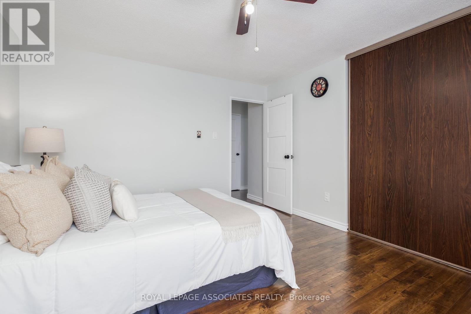 Photo 35 of 705 855 Kennedy Road, Toronto ON