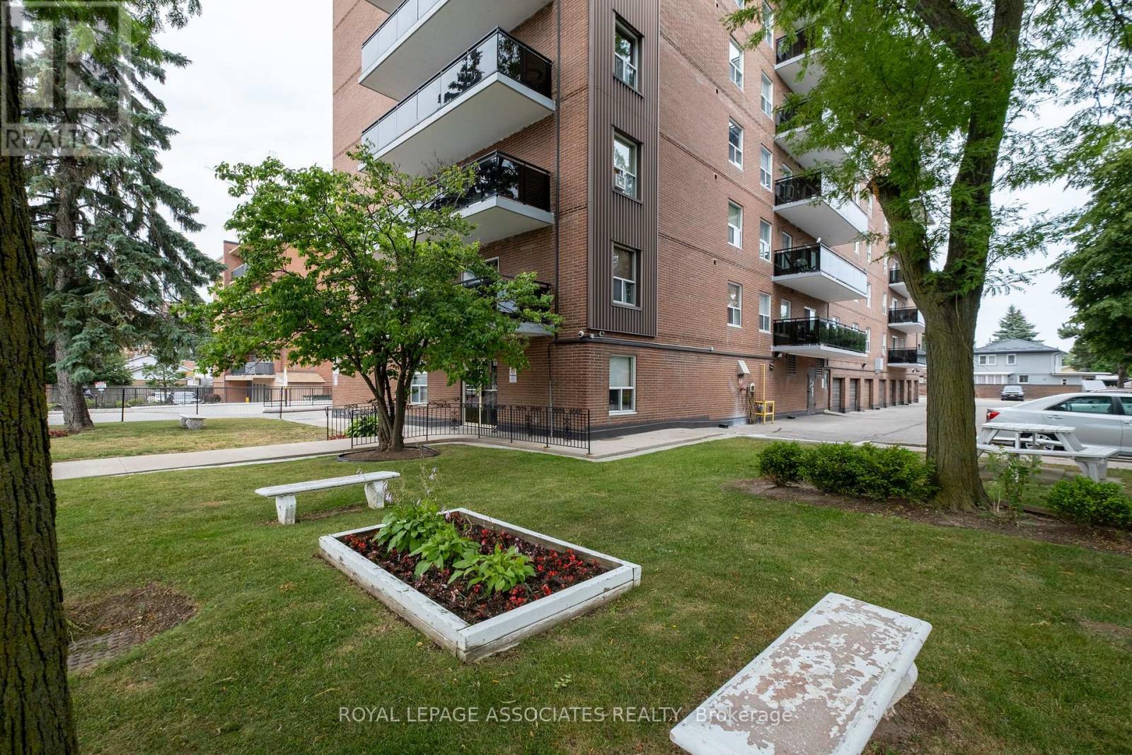 Photo 44 of 705 855 Kennedy Road, Toronto ON