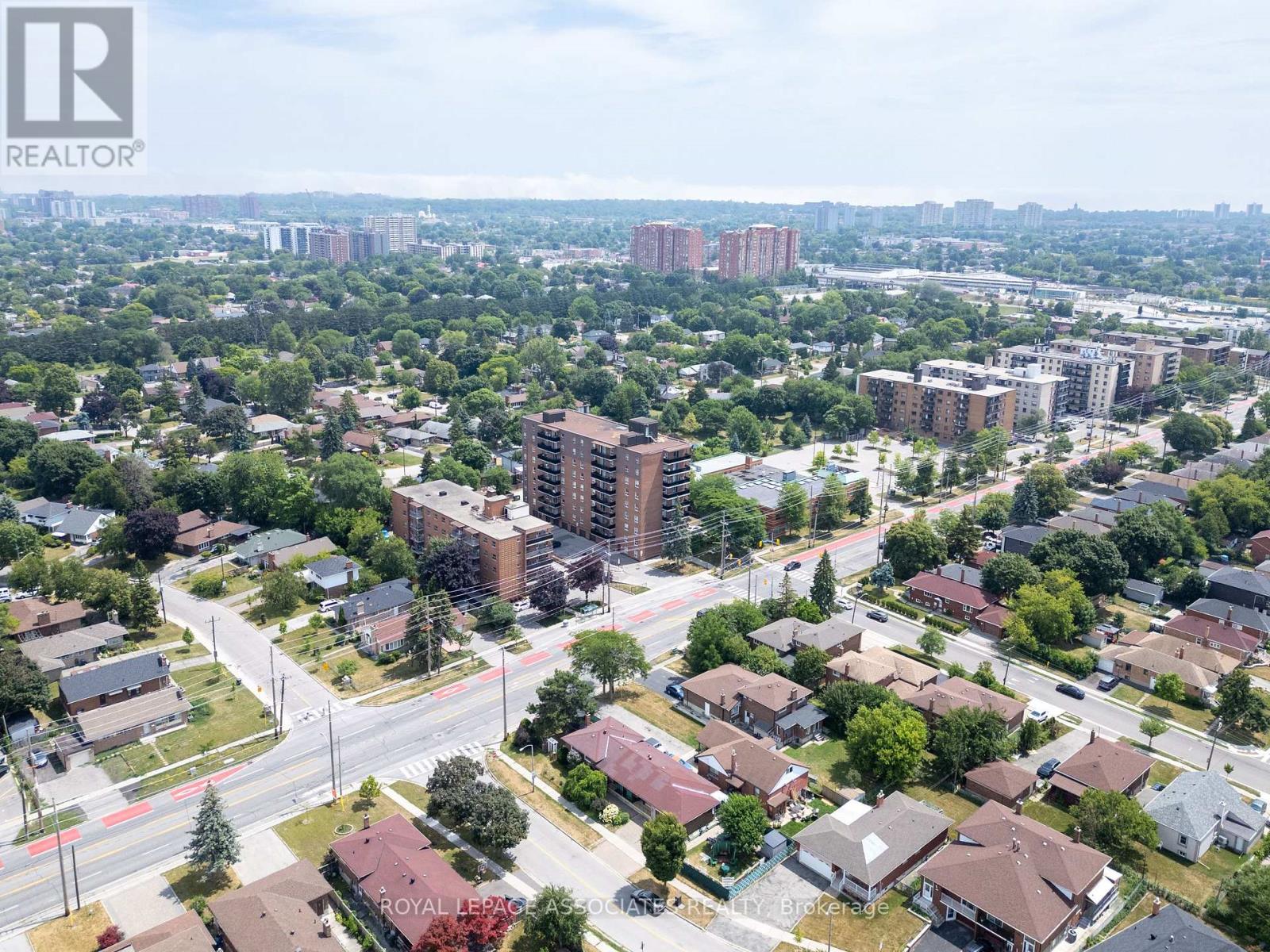 Photo 47 of 705 855 Kennedy Road, Toronto ON