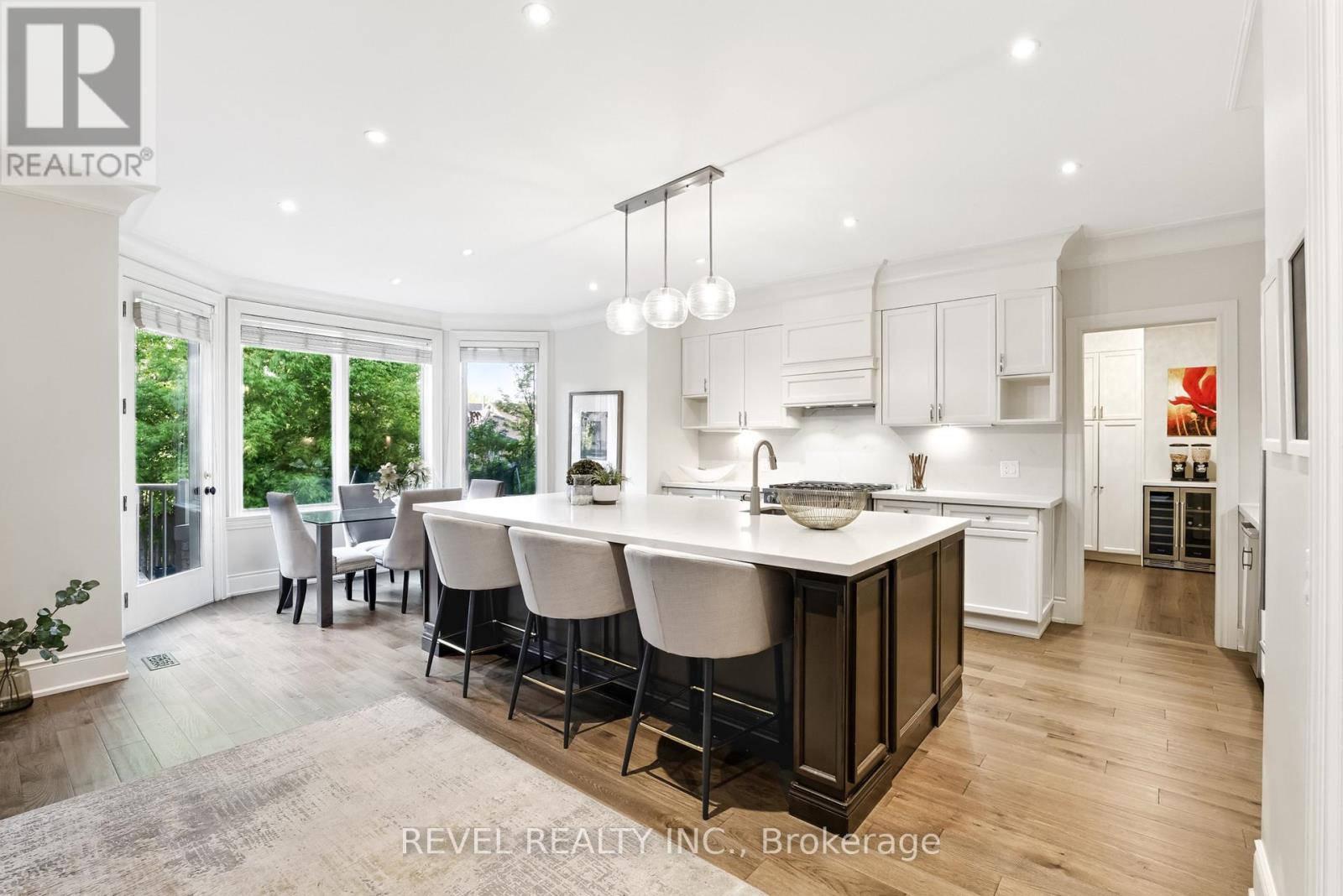 Photo 10 of 208 Carmichael Avenue, Toronto ON