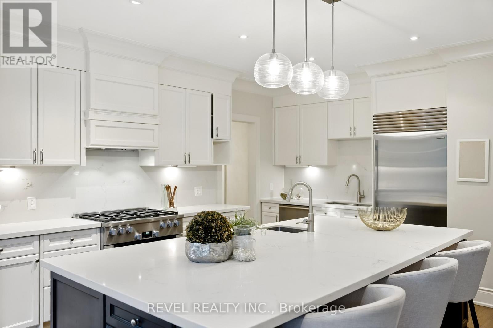 Photo 41 of 208 Carmichael Avenue, Toronto ON