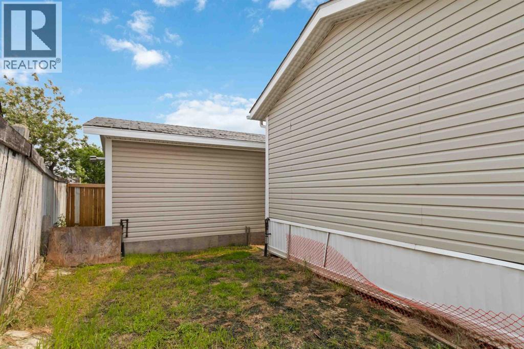 Photo 5 of 181 Mitchell Drive, Fort Mcmurray AB