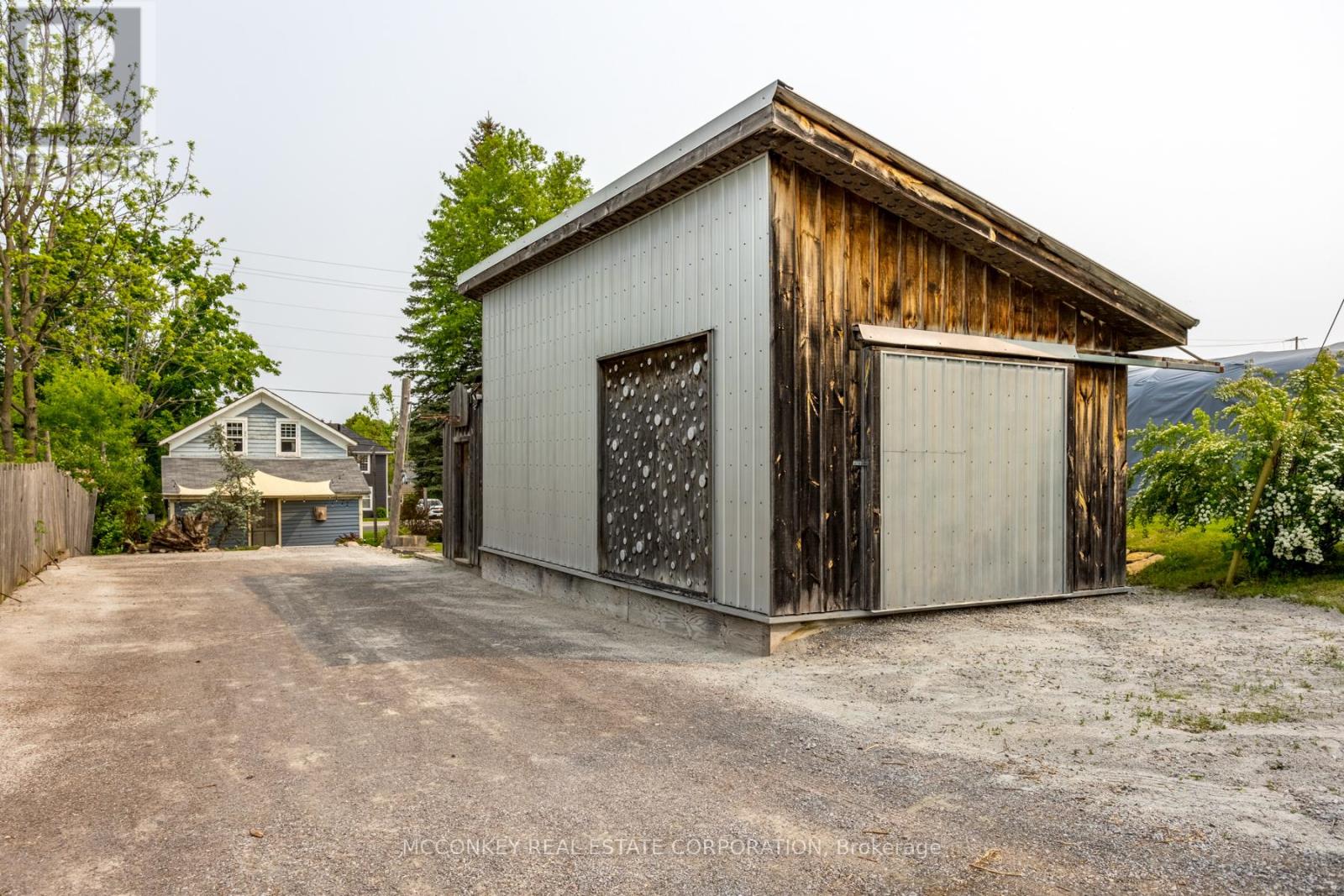 Photo 7 of 1464 Hwy 7 A, Kawartha Lakes ON