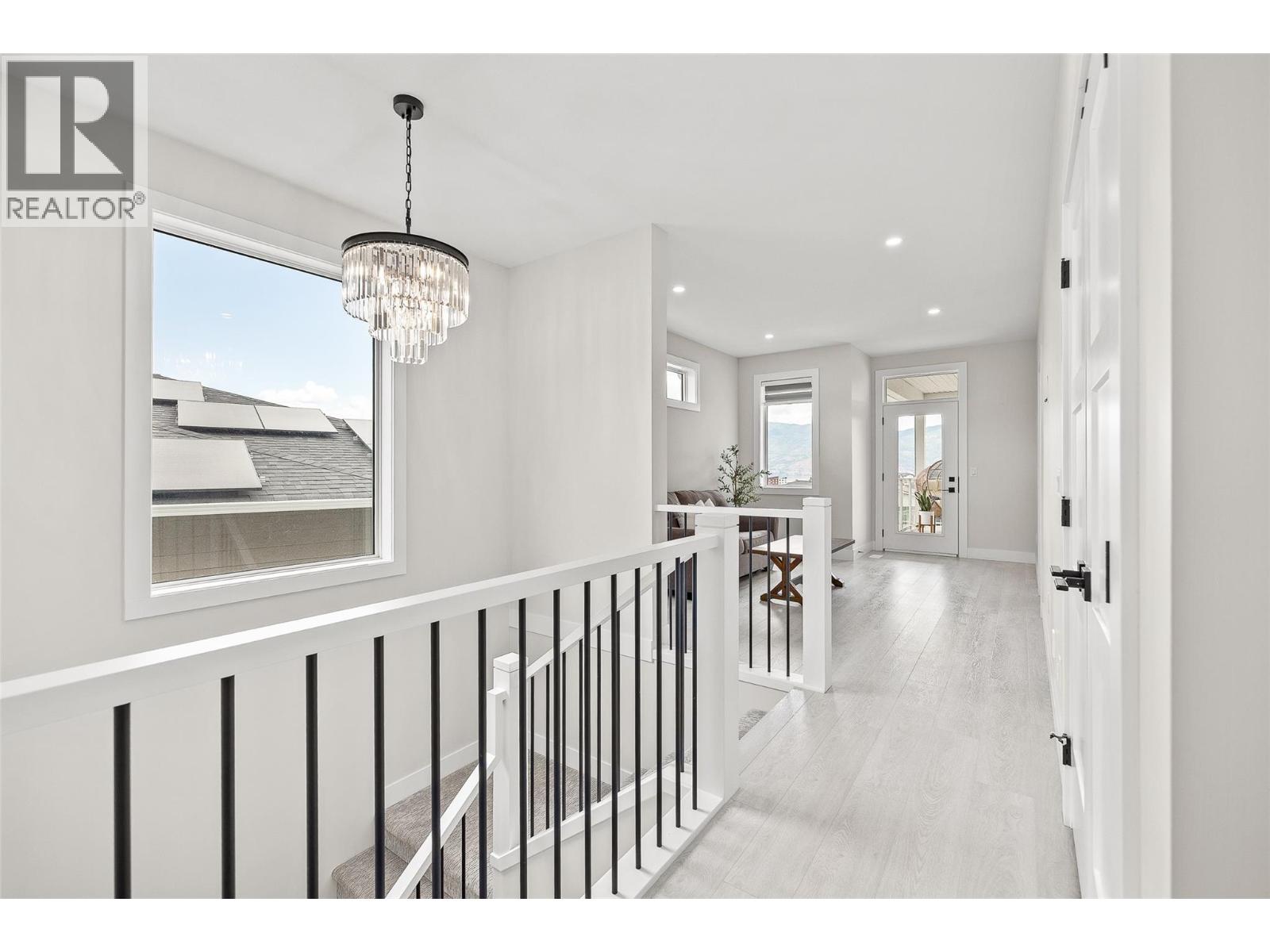 3329 Hawks Crescent, West Kelowna