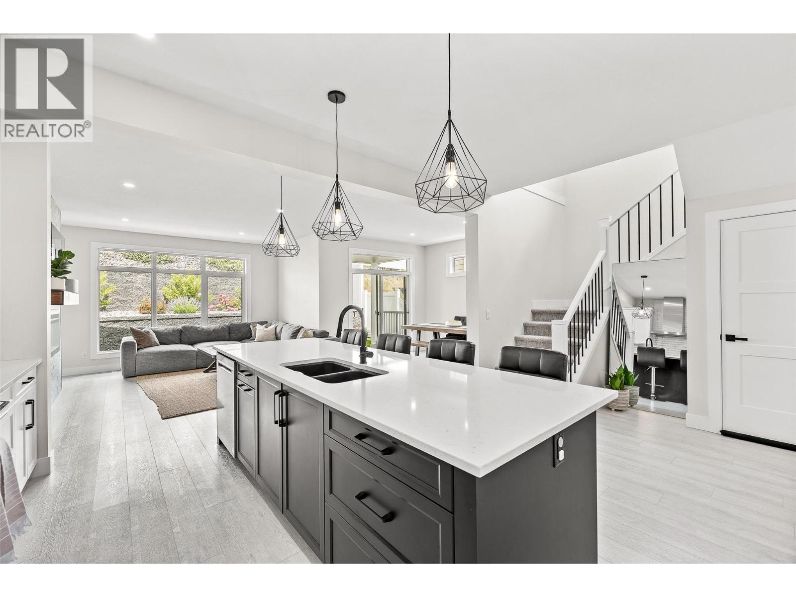  3329 Hawks Crescent, West Kelowna