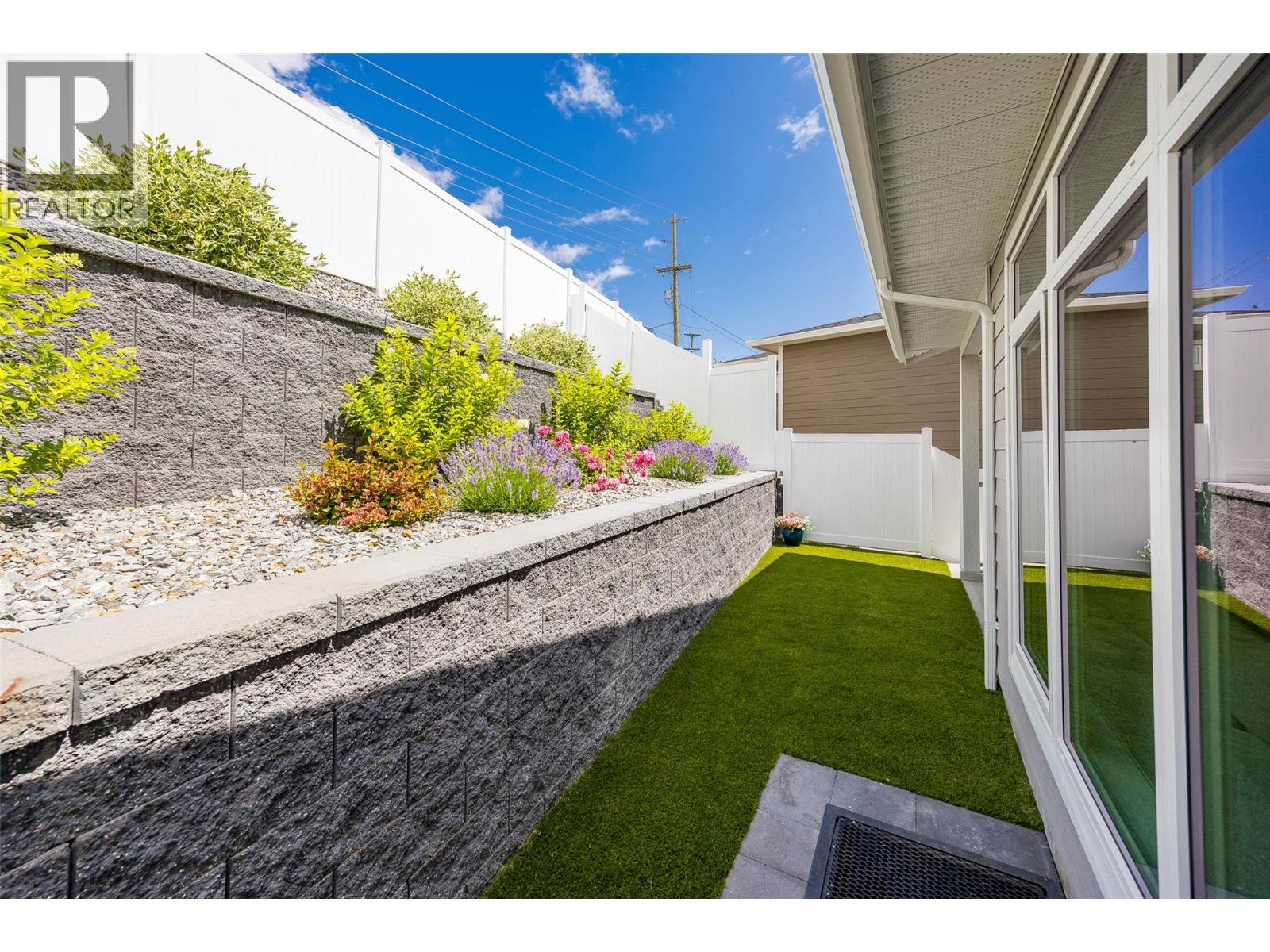  3329 Hawks Crescent, West Kelowna