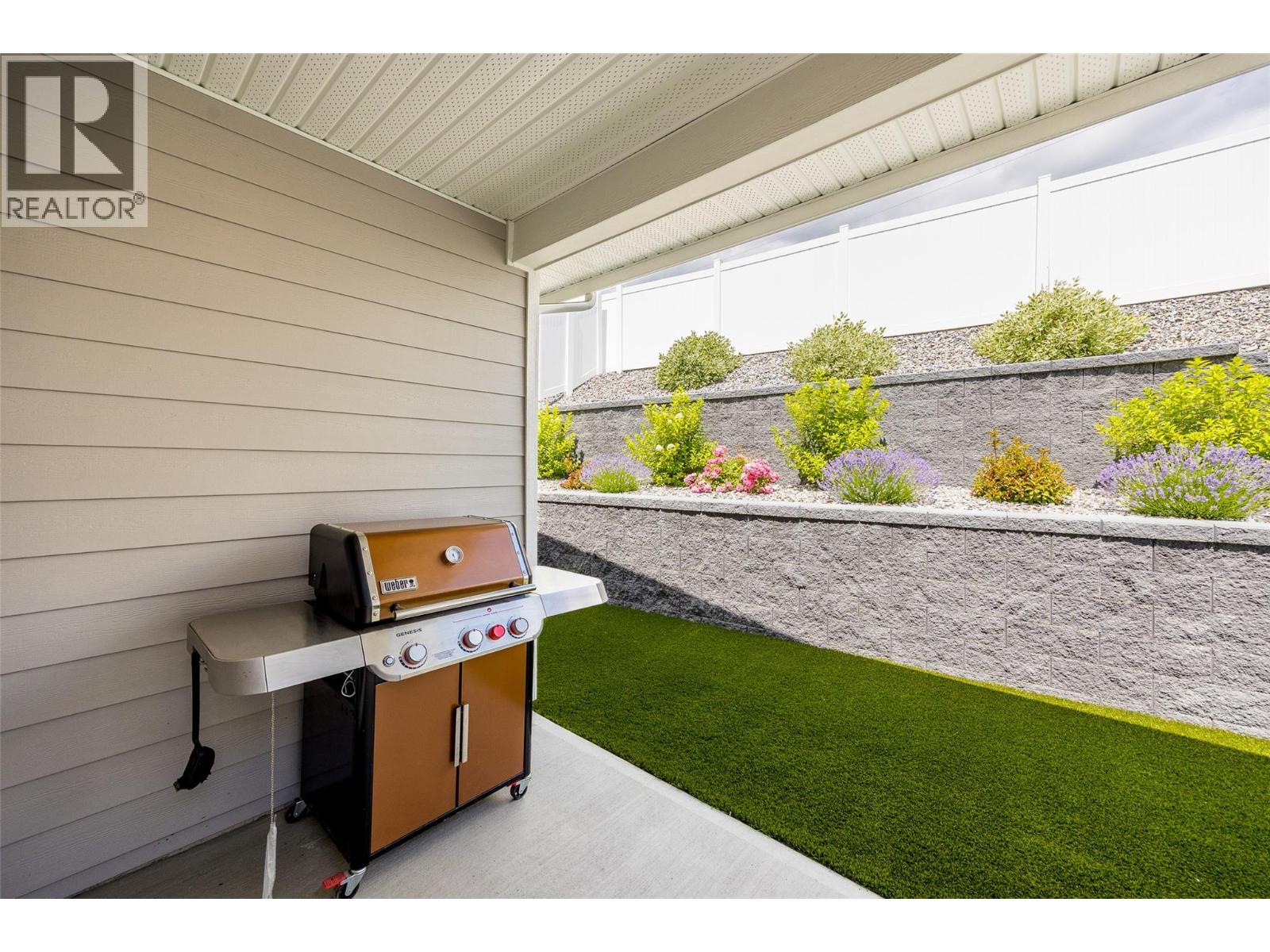  3329 Hawks Crescent, West Kelowna