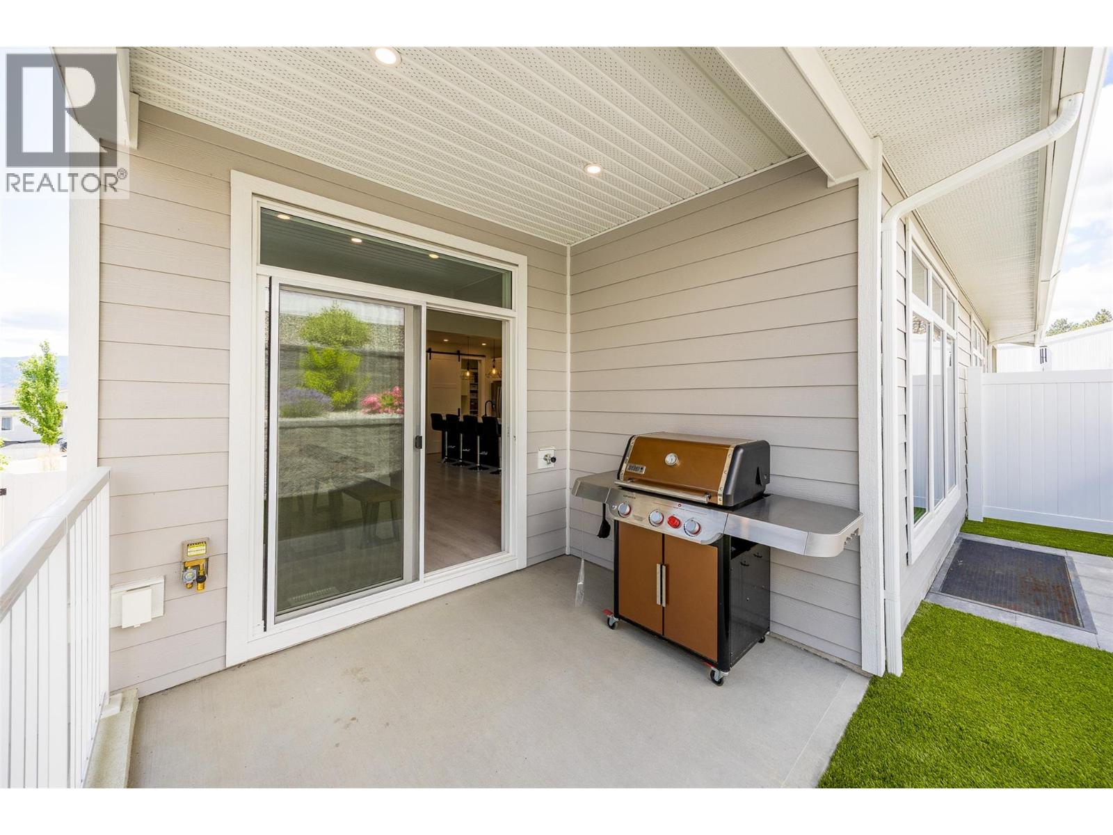  3329 Hawks Crescent, West Kelowna