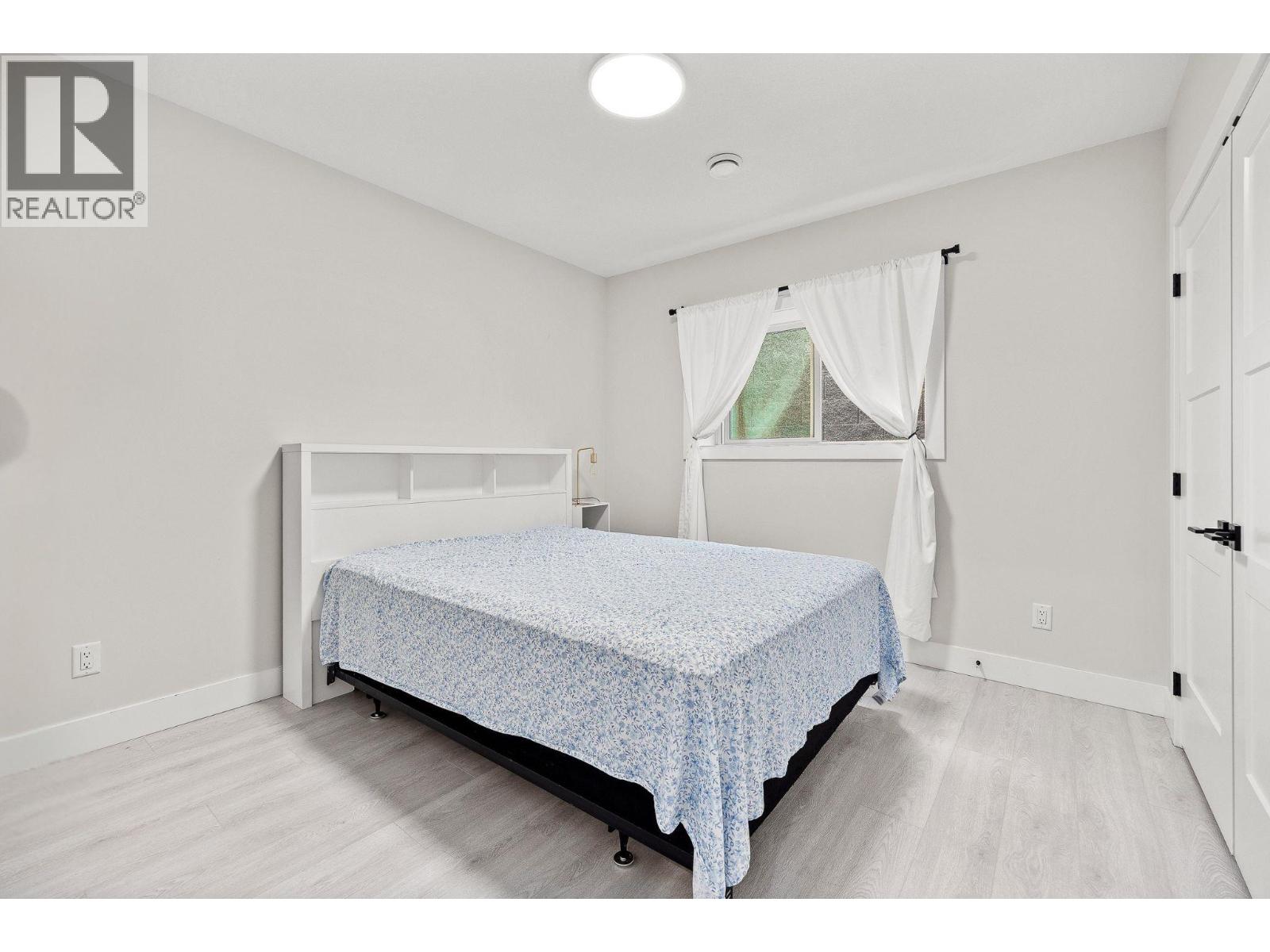  3329 Hawks Crescent, West Kelowna