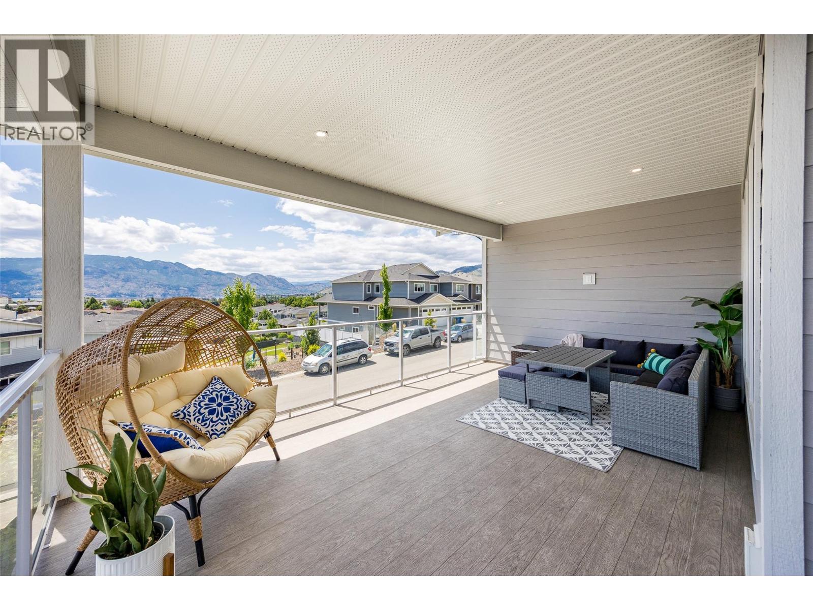  3329 Hawks Crescent, West Kelowna