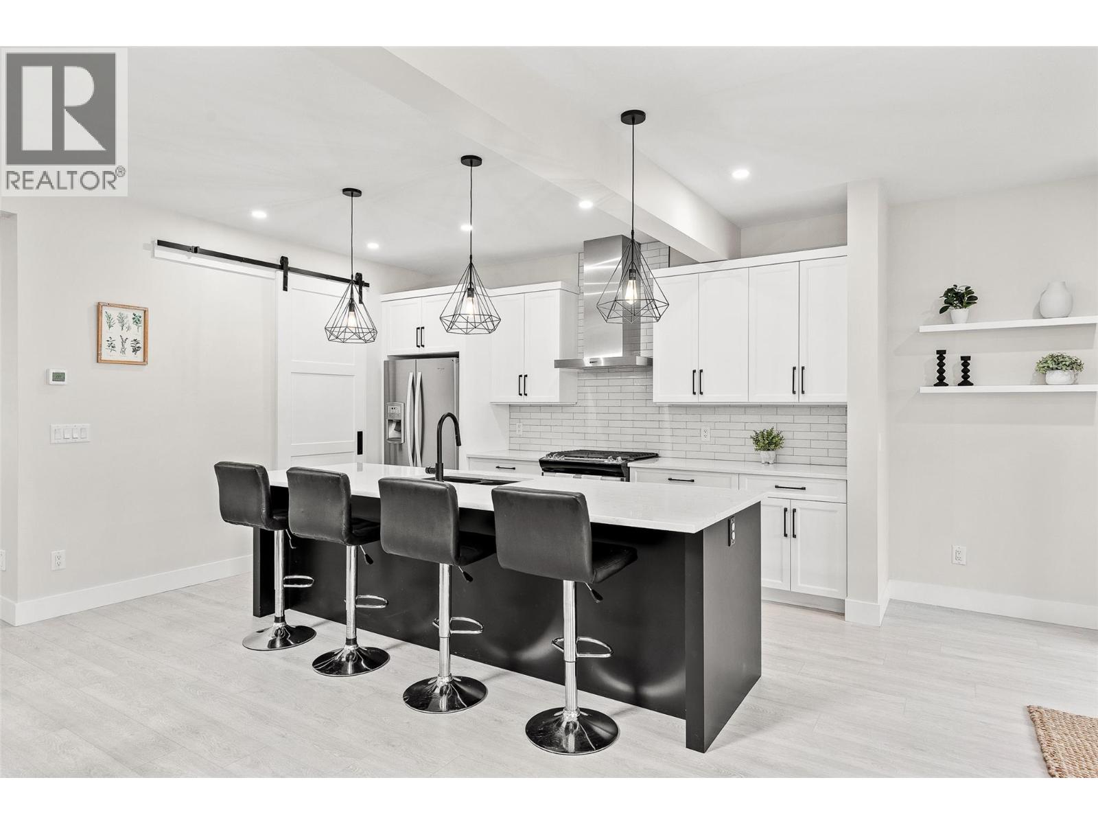  3329 Hawks Crescent, West Kelowna