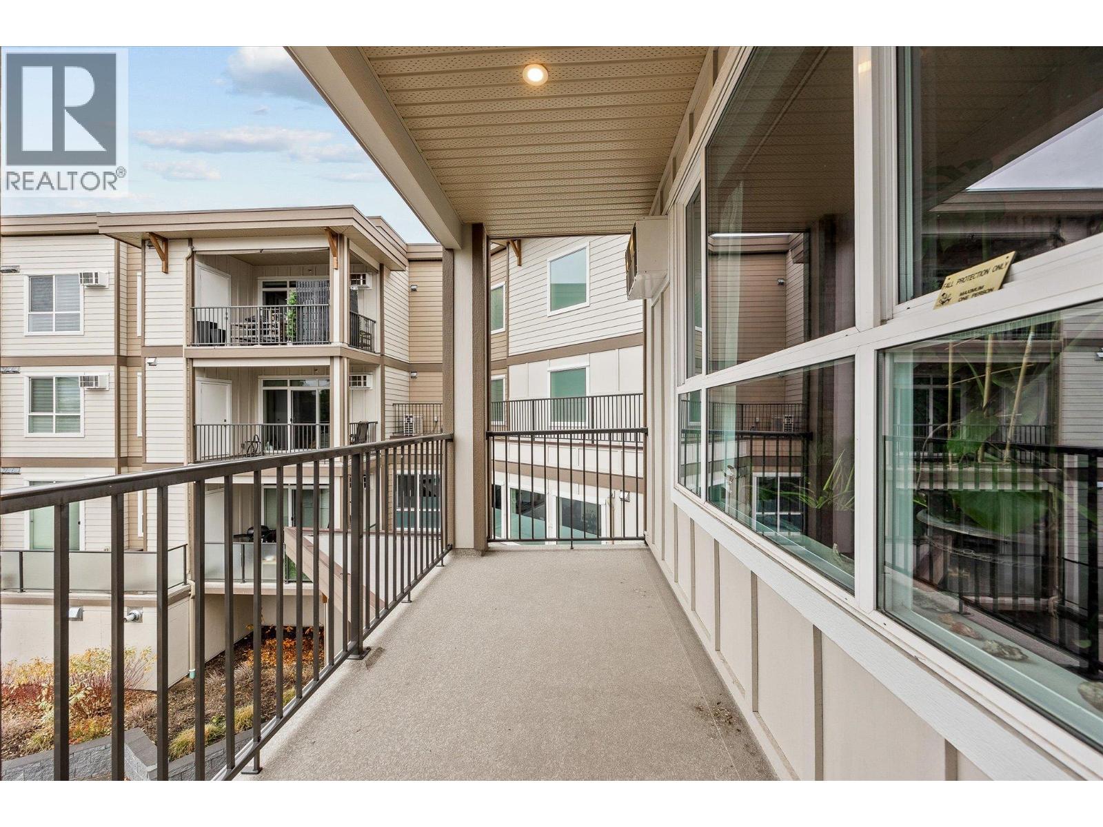 216 3090 Burtch Road, Kelowna