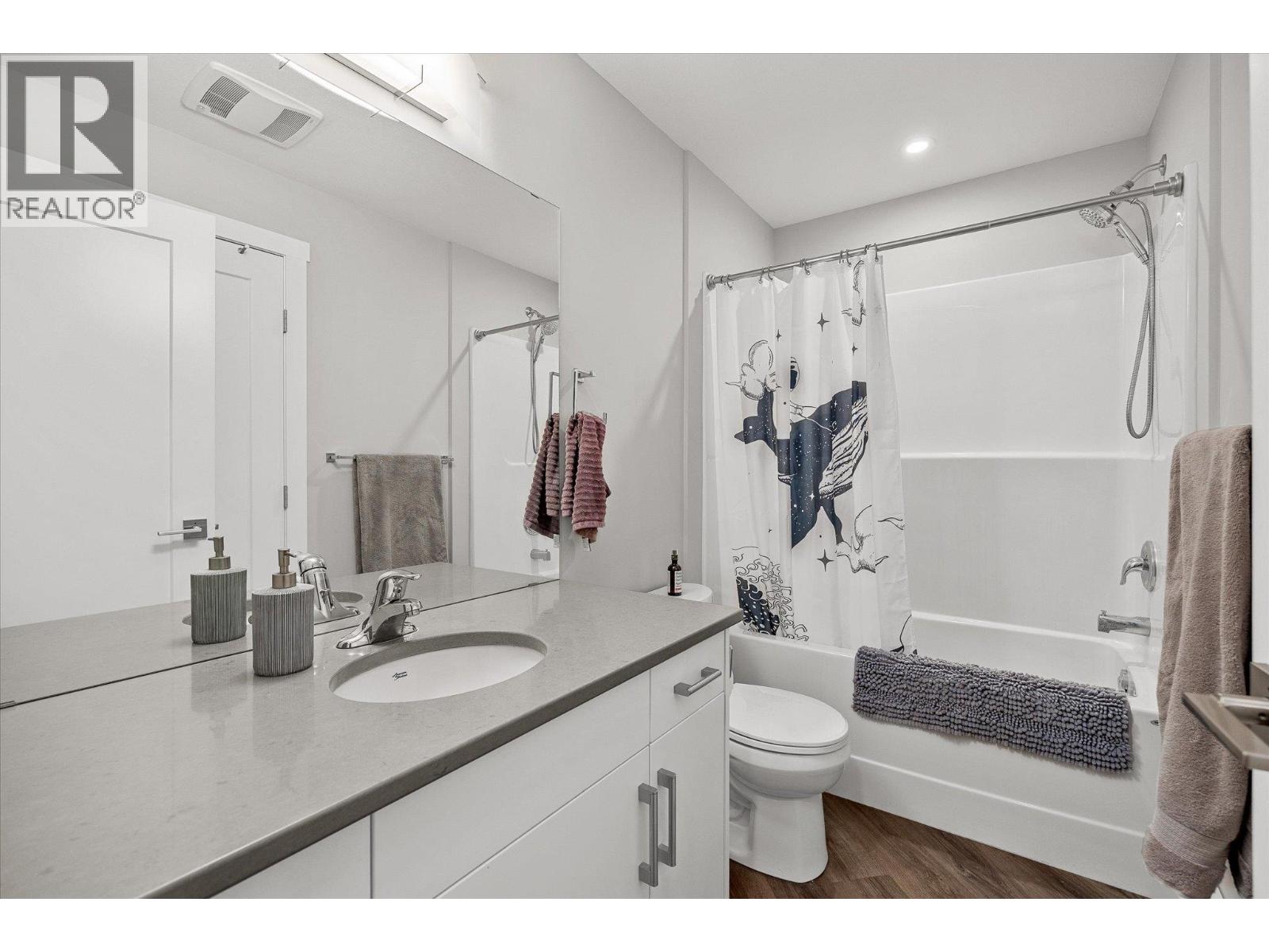 216 3090 Burtch Road, Kelowna