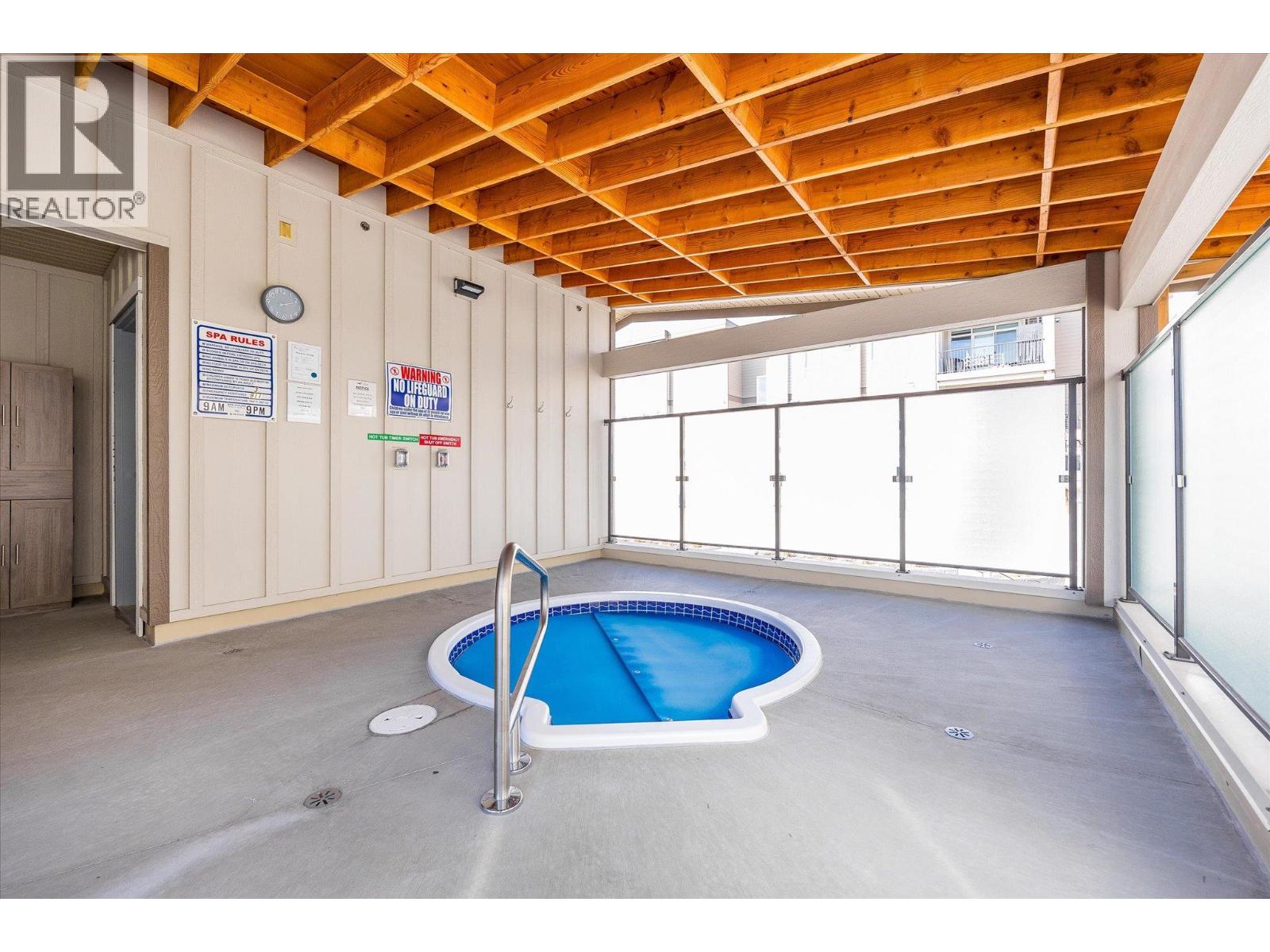 216 3090 Burtch Road, Kelowna