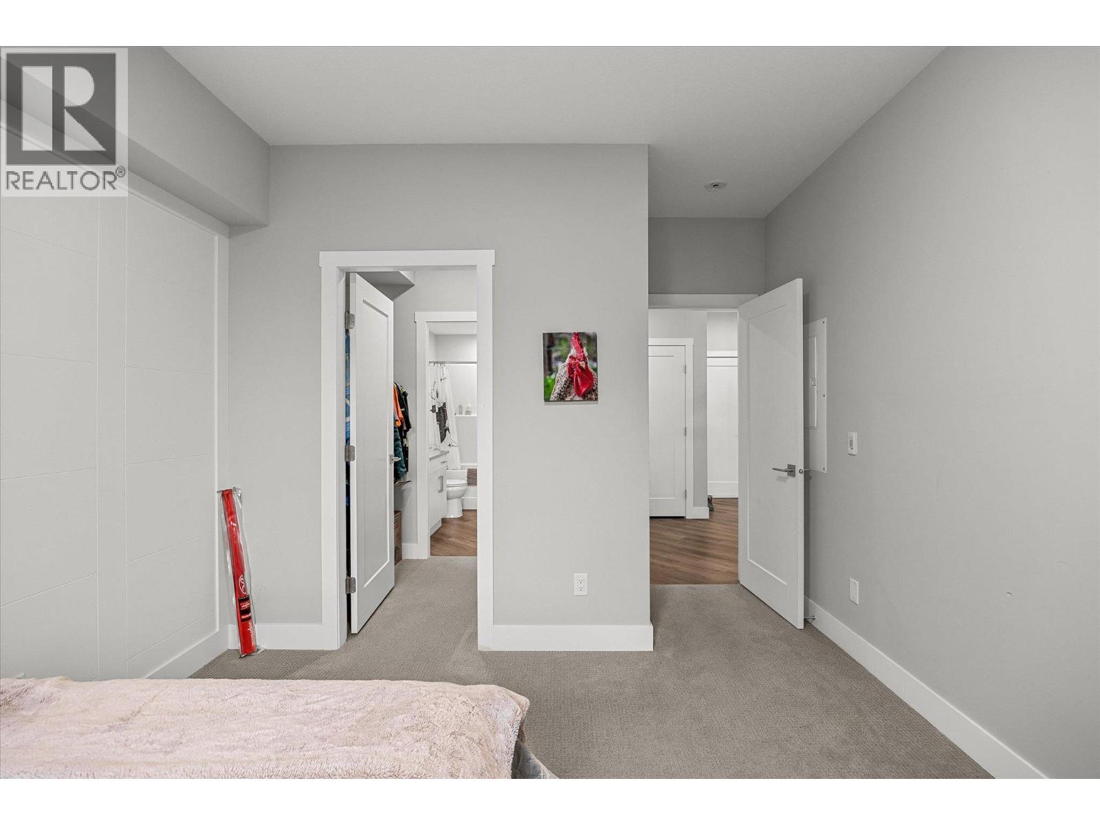 216 3090 Burtch Road, Kelowna