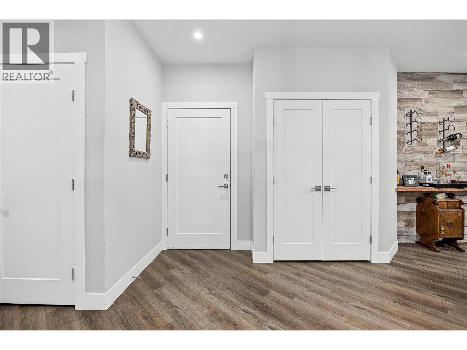 216 3090 Burtch Road, Kelowna