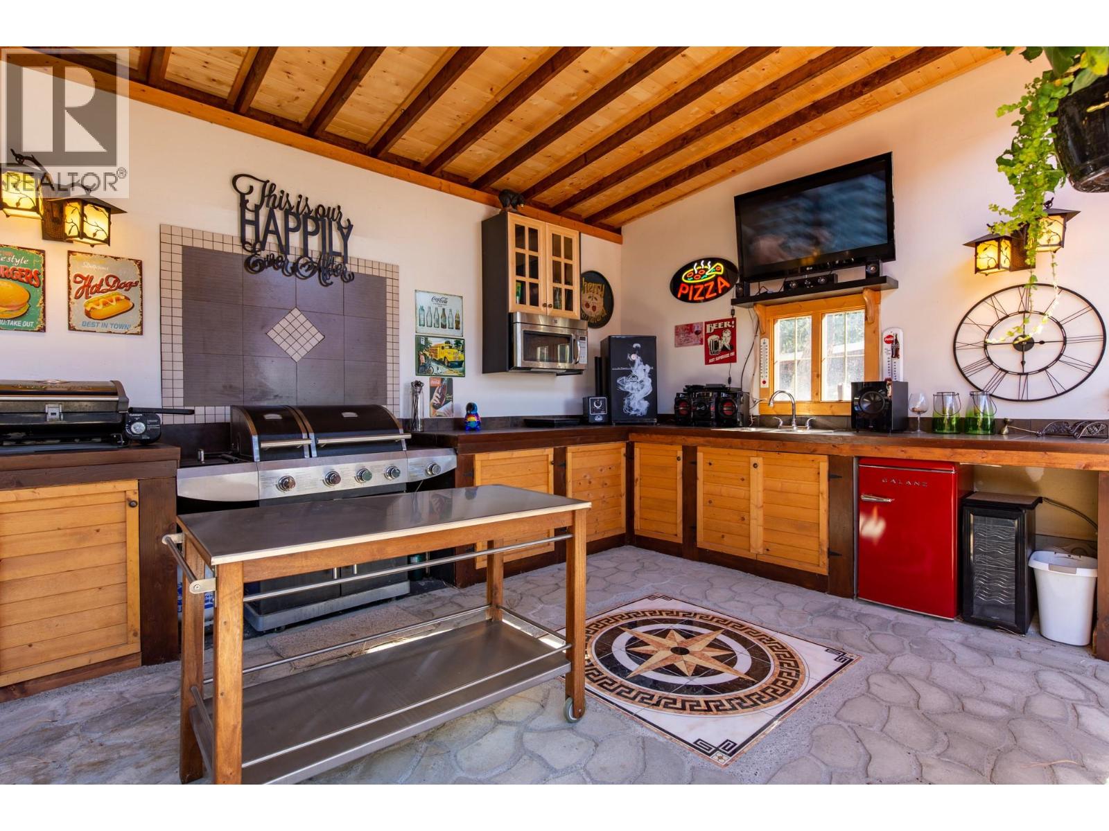 205 Peregrine Court, Osoyoos