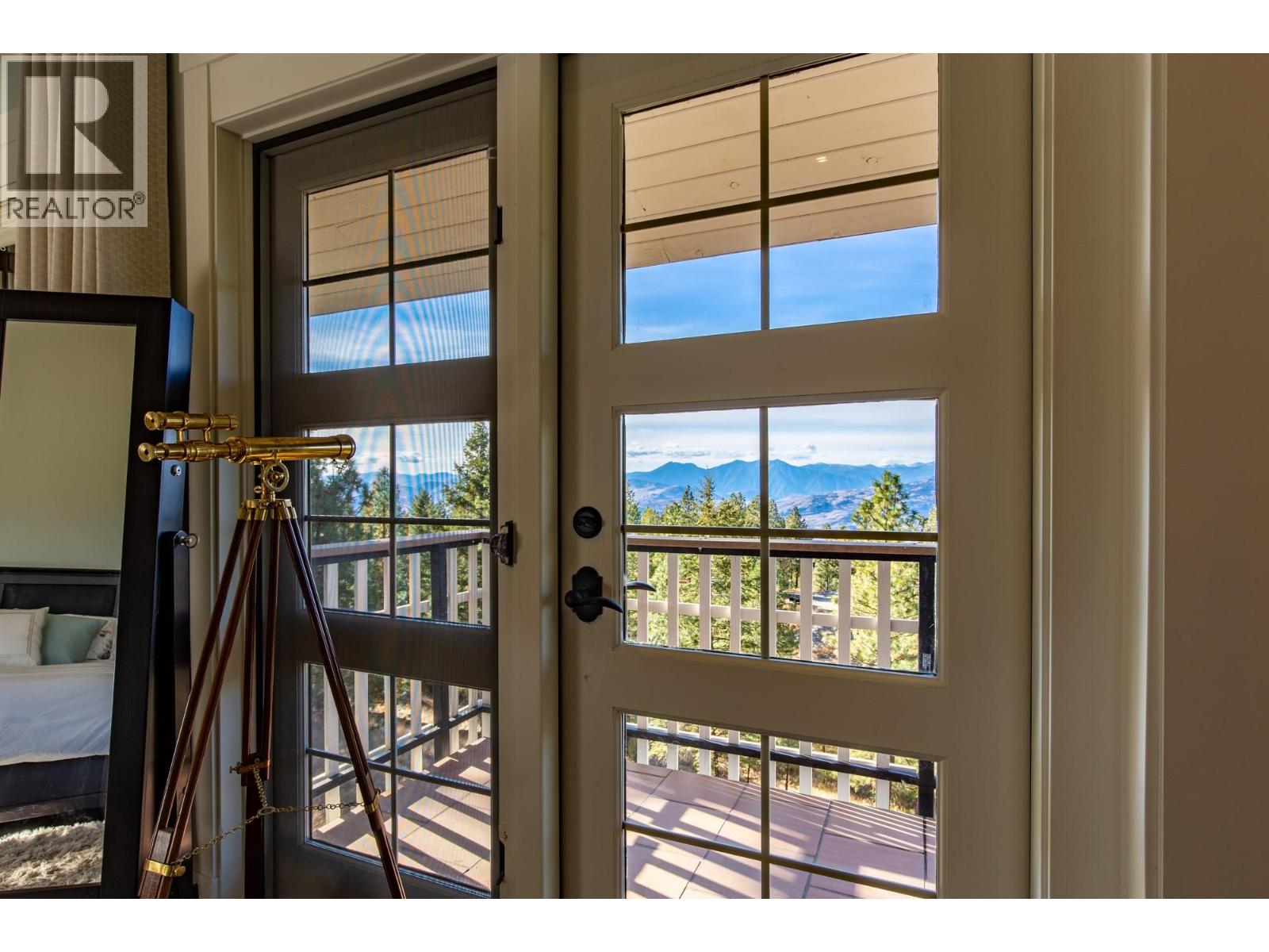 205 Peregrine Court, Osoyoos