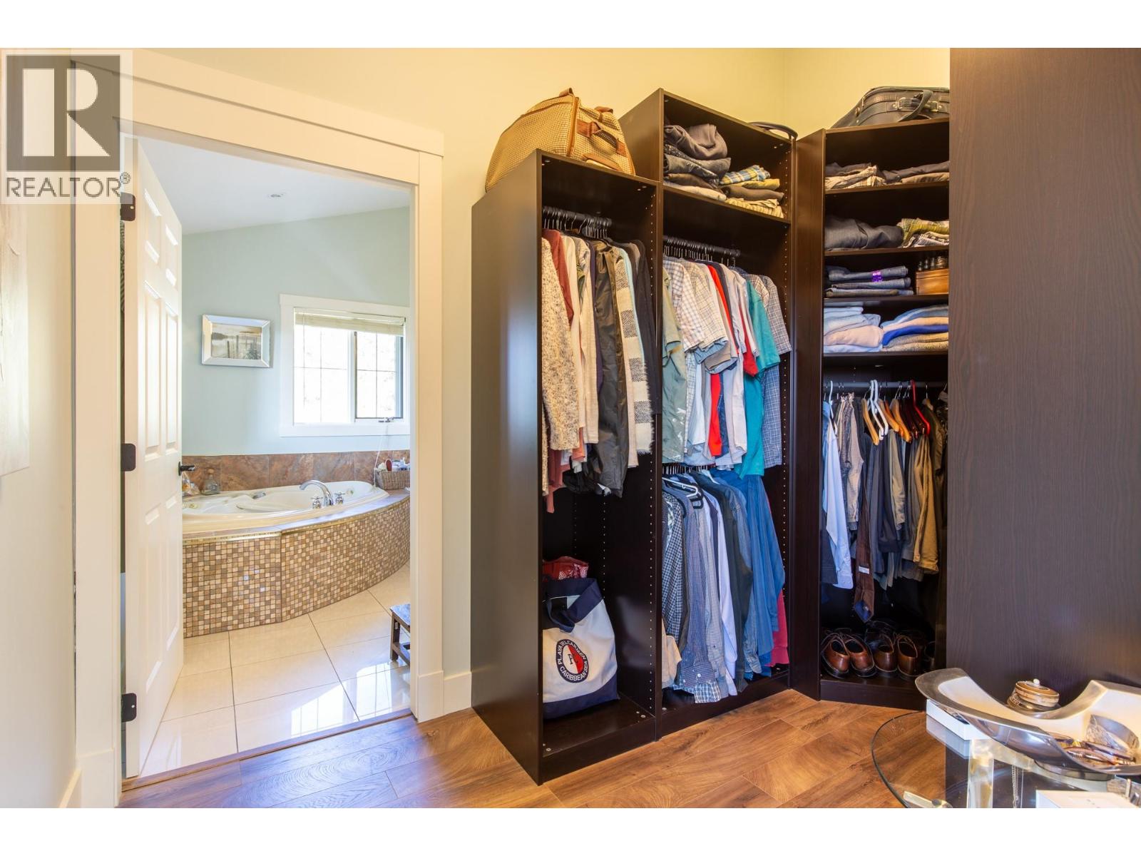 205 Peregrine Court, Osoyoos