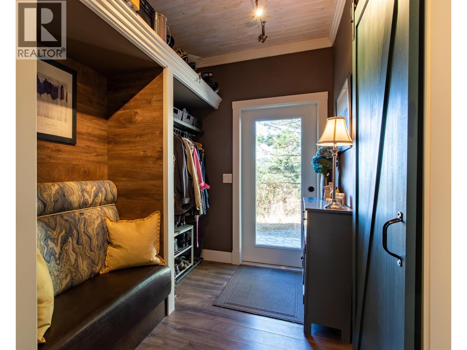 205 Peregrine Court, Osoyoos