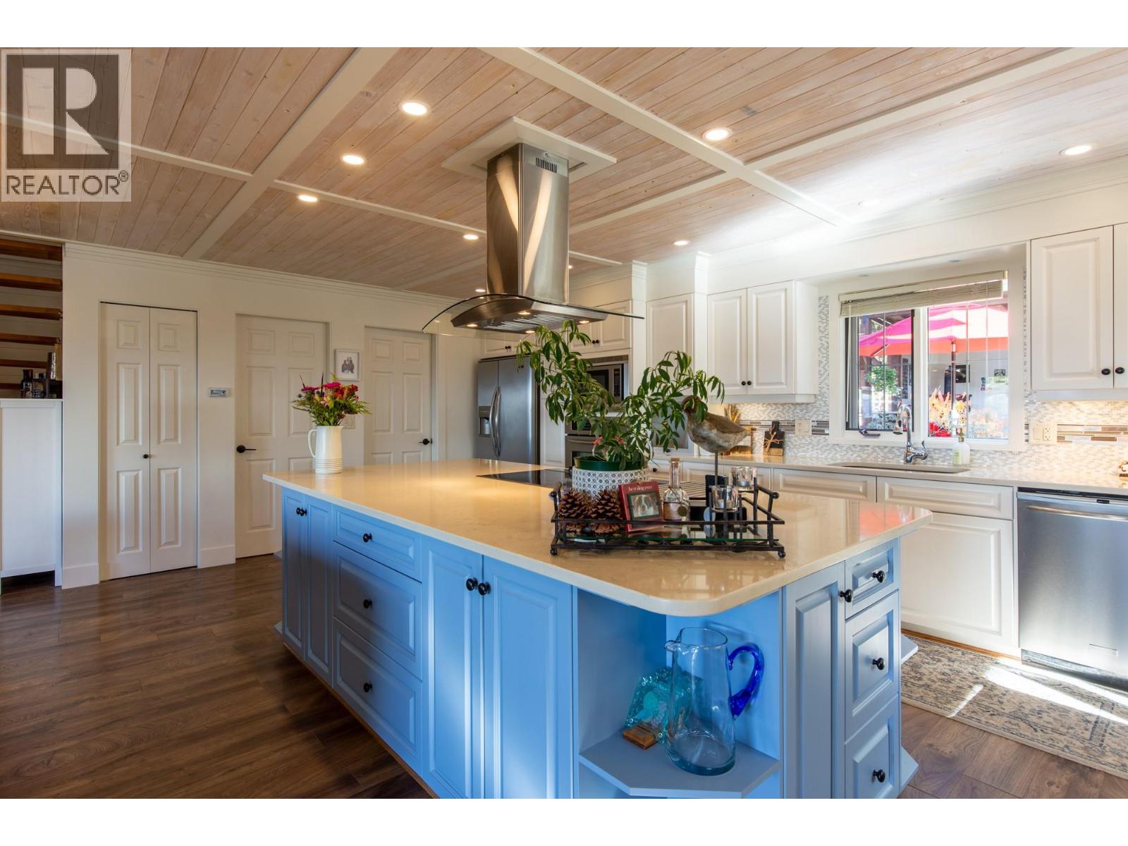 205 Peregrine Court, Osoyoos