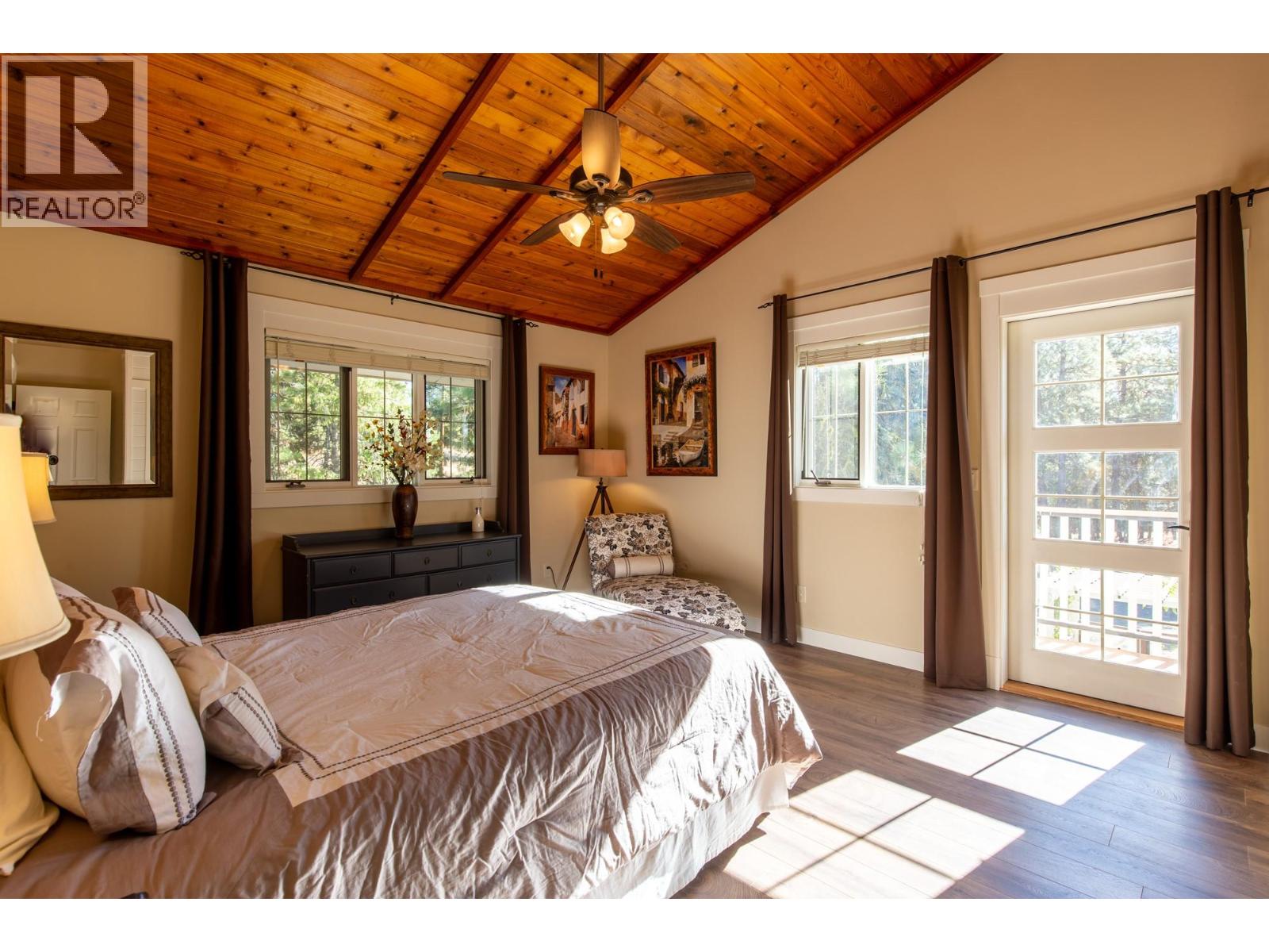 205 Peregrine Court, Osoyoos