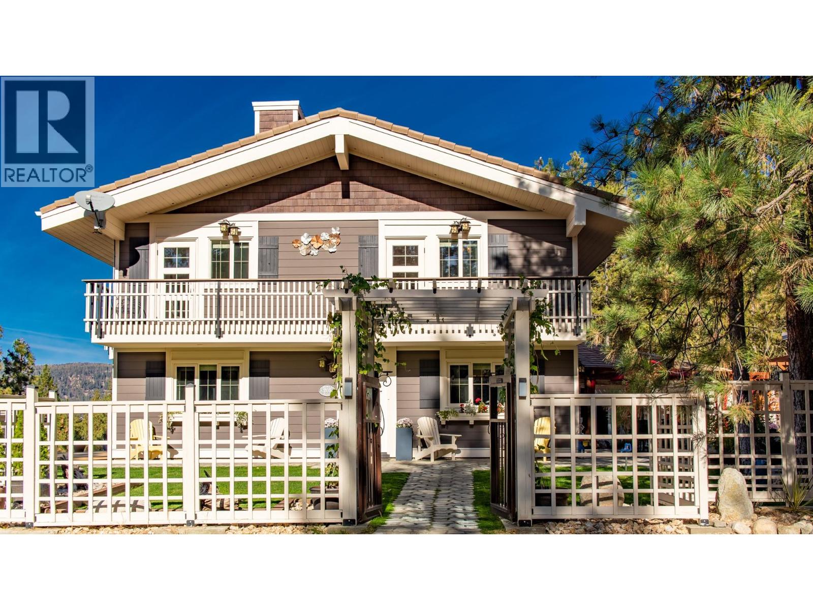 205 Peregrine Court, Osoyoos