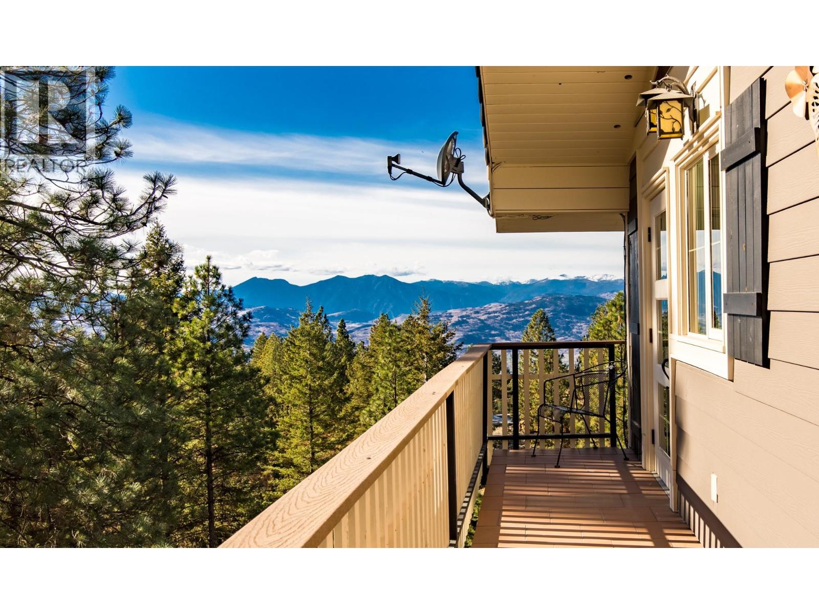205 Peregrine Court, Osoyoos