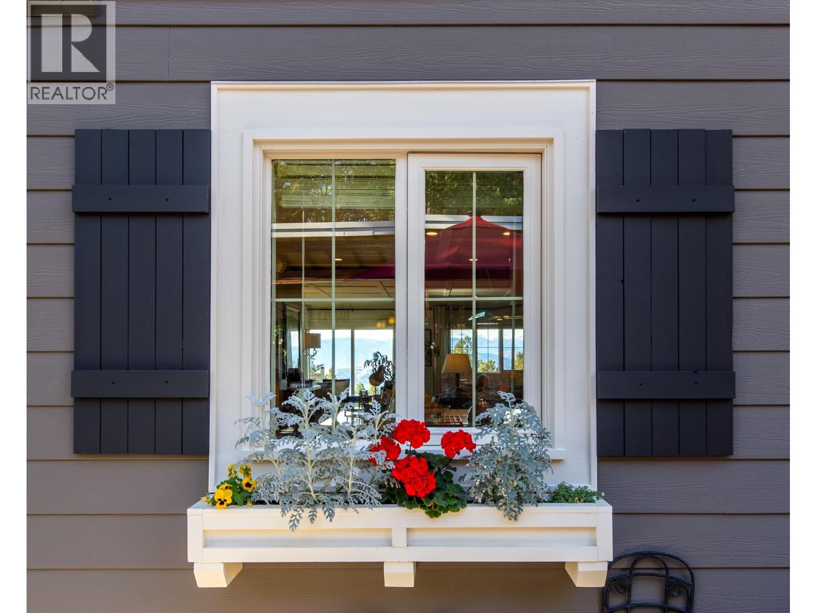 205 Peregrine Court, Osoyoos