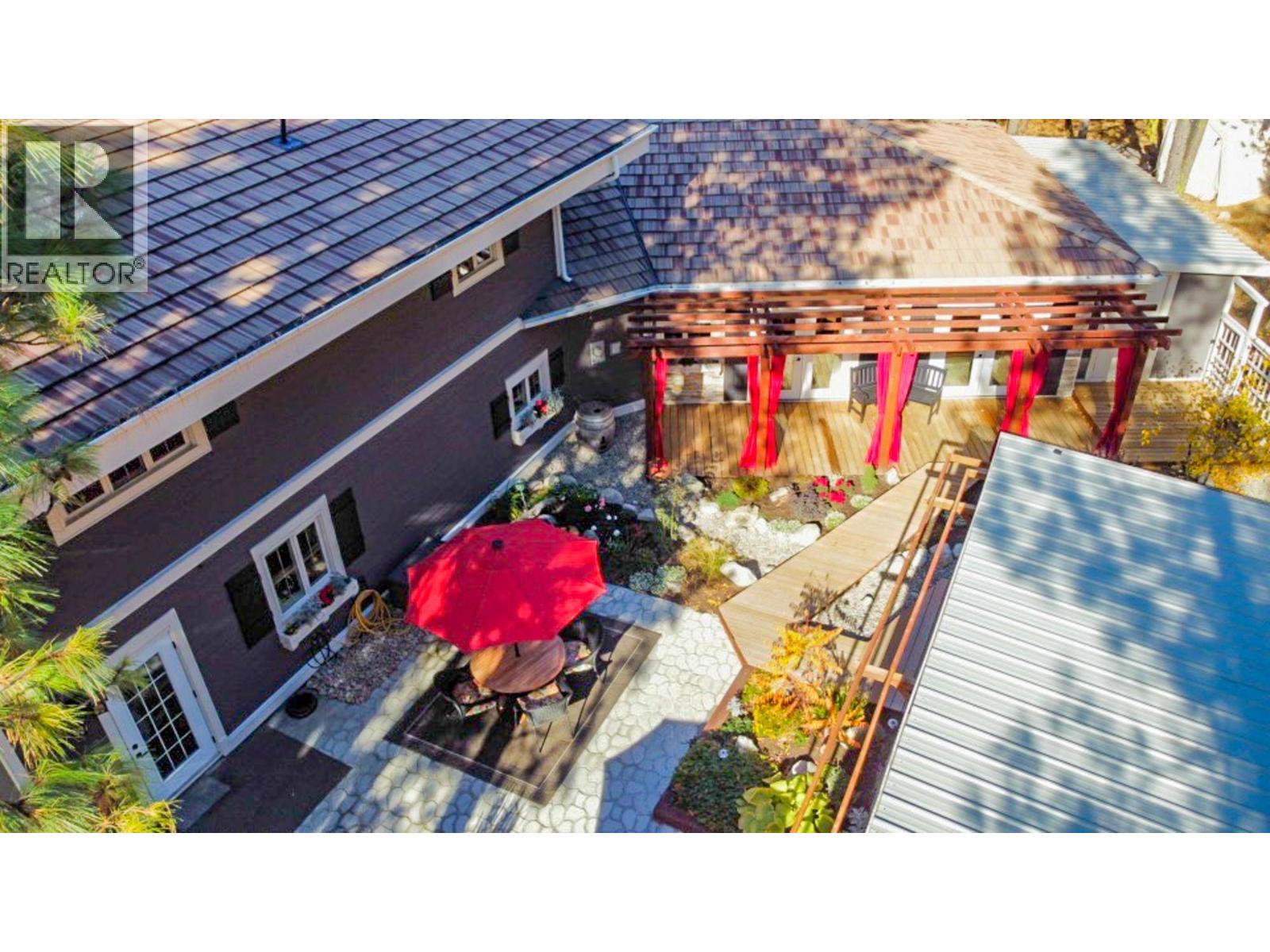 205 Peregrine Court, Osoyoos