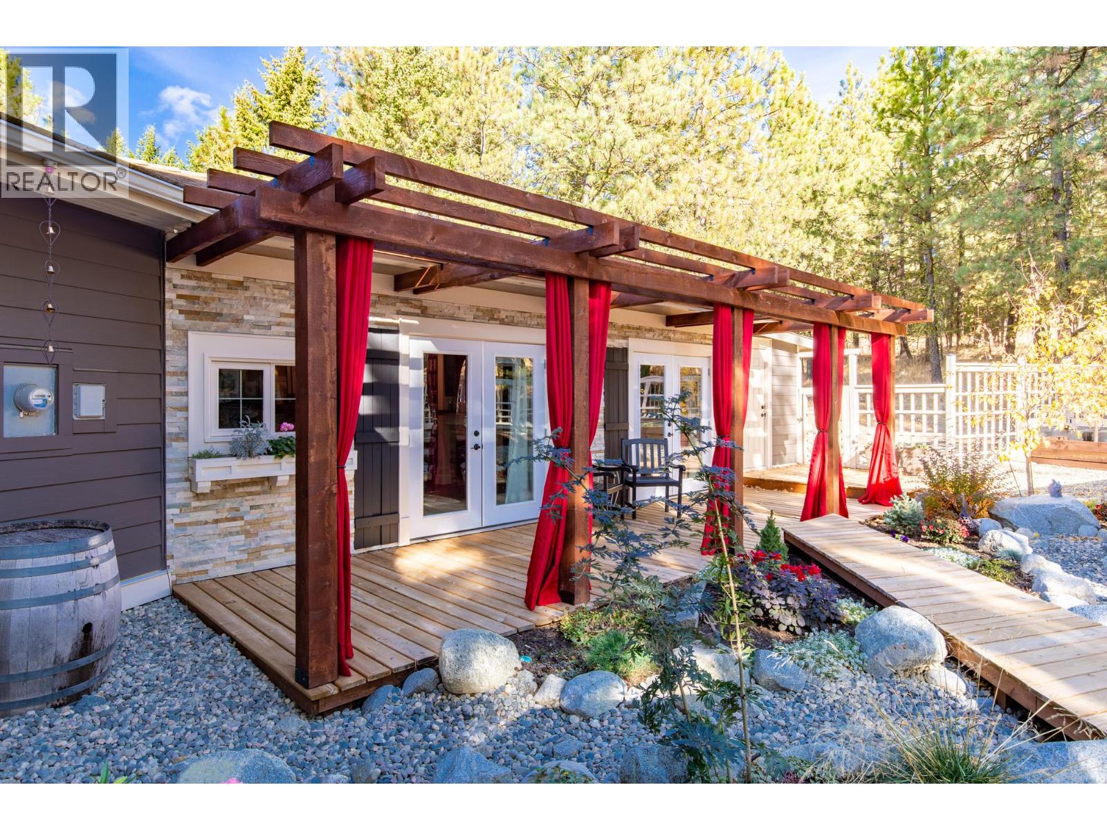 205 Peregrine Court, Osoyoos