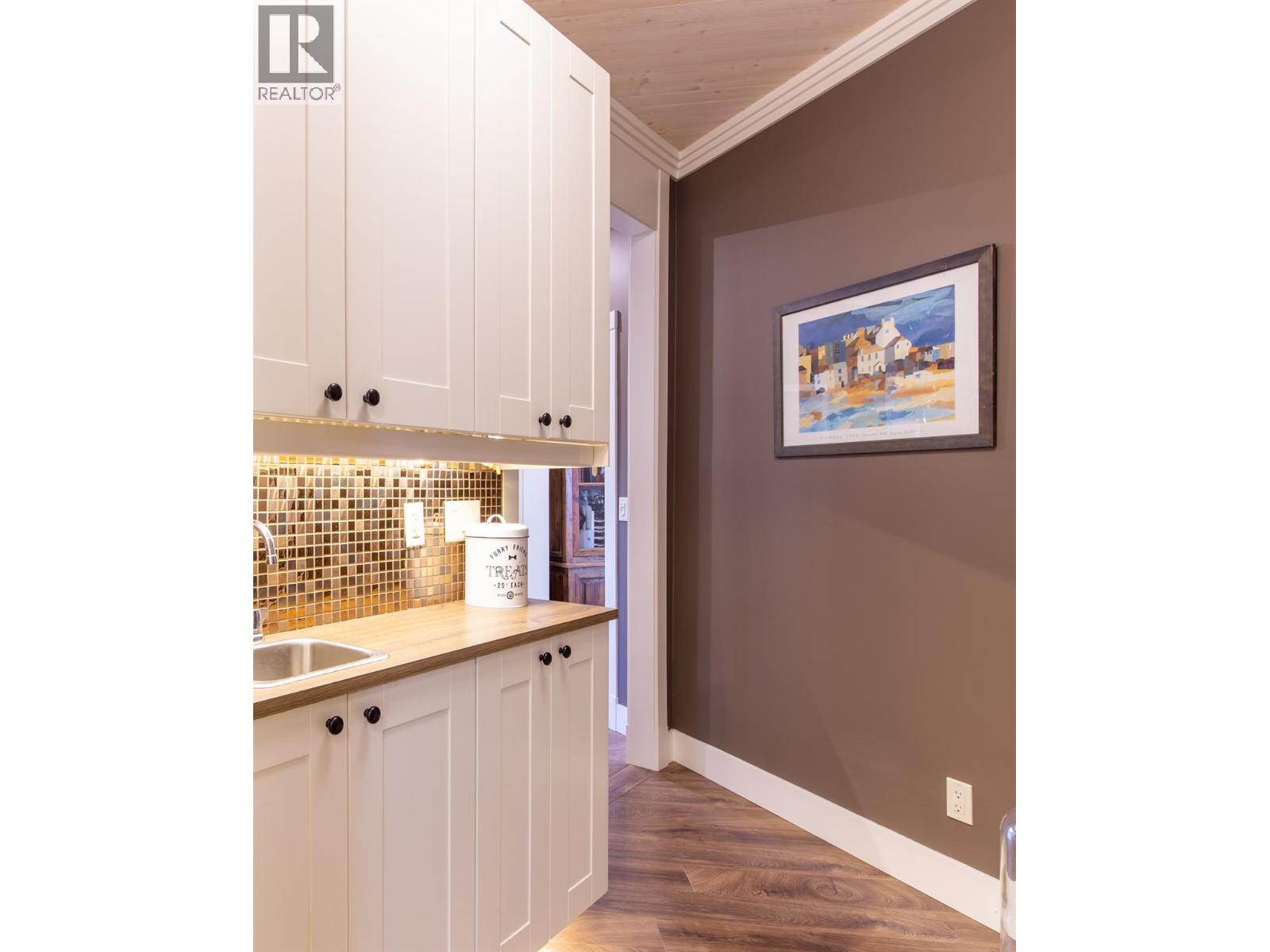 205 Peregrine Court, Osoyoos