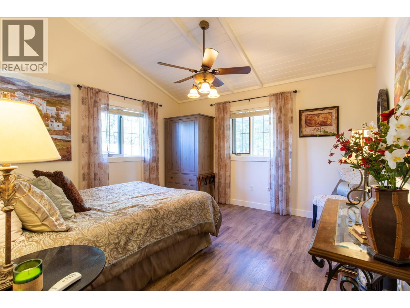 205 Peregrine Court, Osoyoos