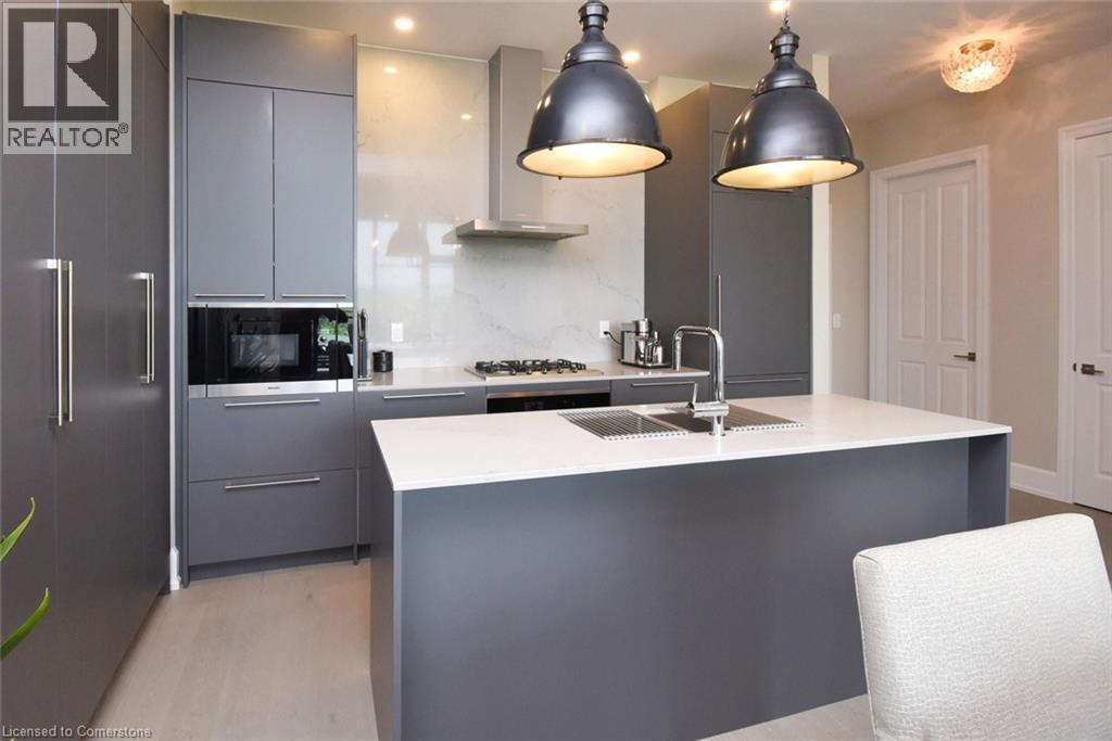 Photo 12 of 1441 Elgin Street Unit 604, Burlington ON