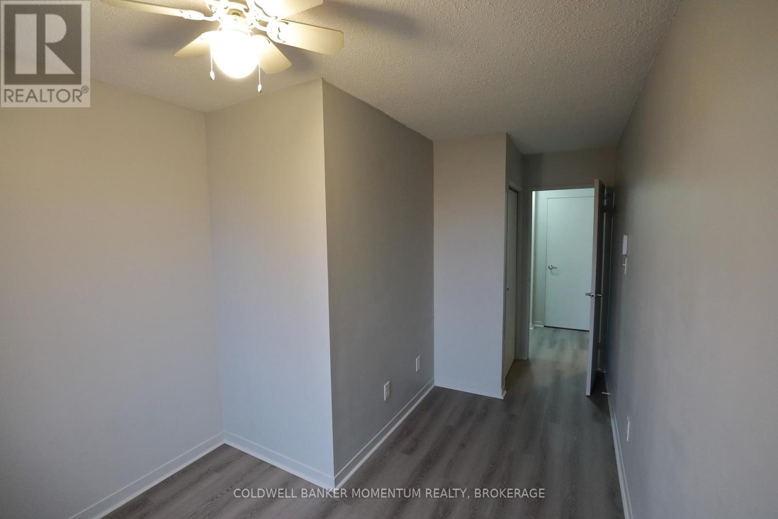 Photo 11 of 3352 Lake Shore Boulevard W, Toronto ON