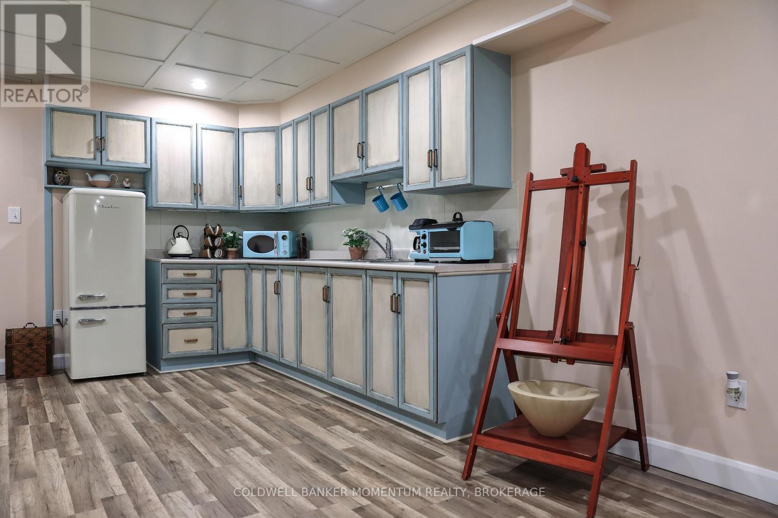 Photo 15 of 3352 Lake Shore Boulevard W, Toronto ON