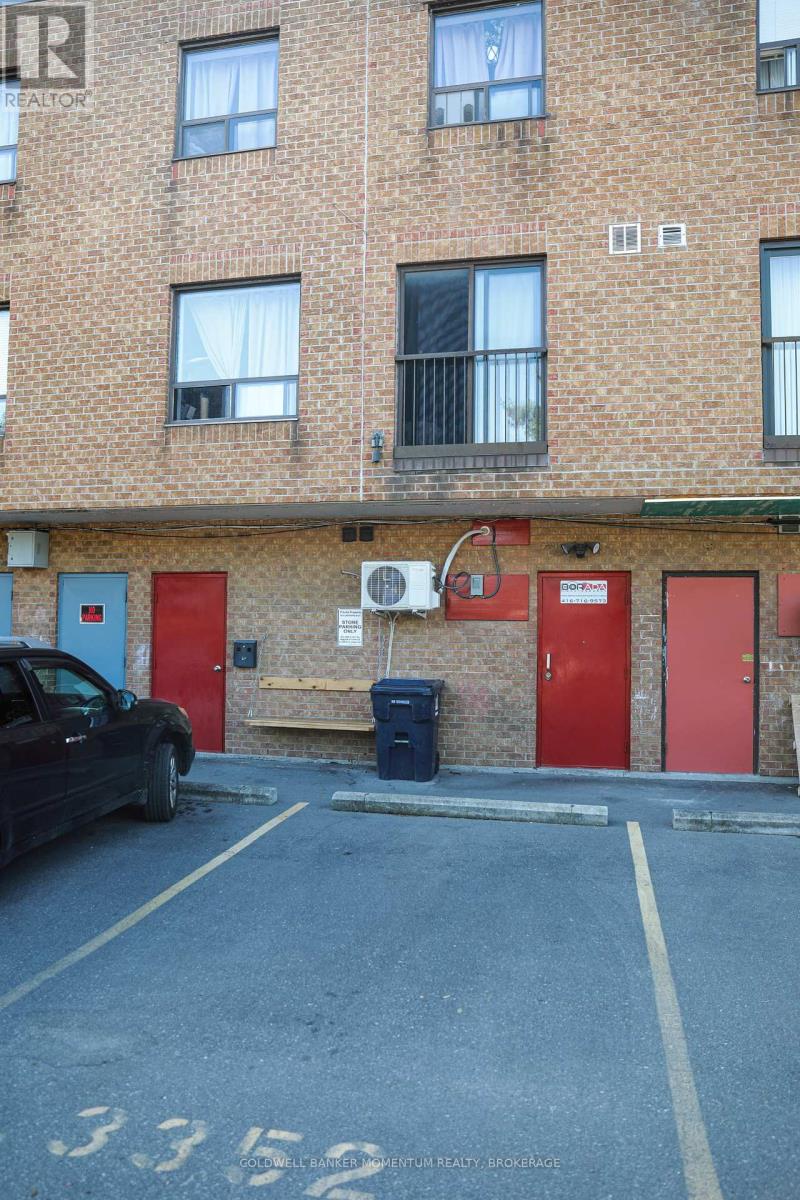 Photo 1 of 3352 Lake Shore Boulevard W, Toronto ON