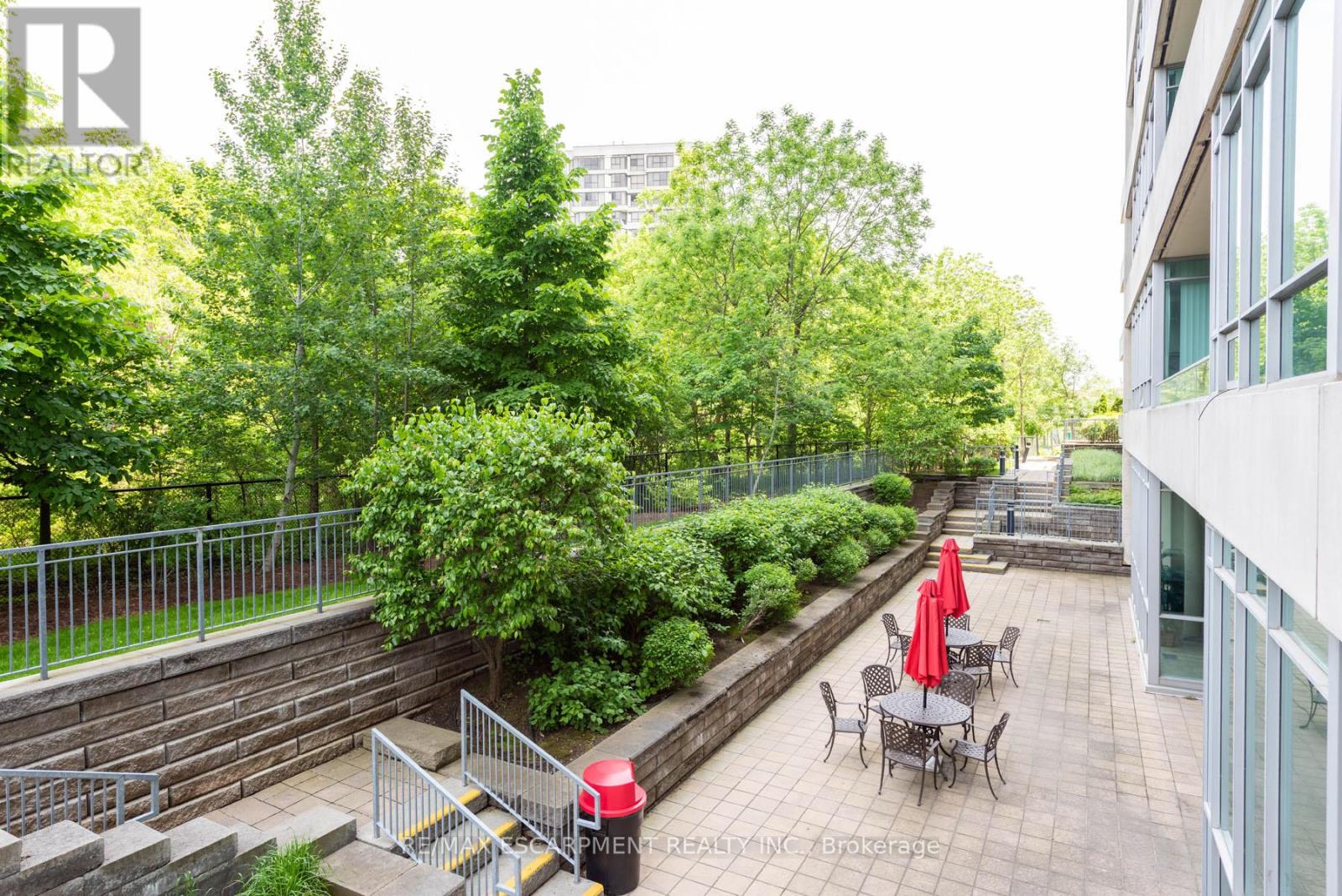 Photo 1 of 710 1055 Southdown Road, Mississauga ON
