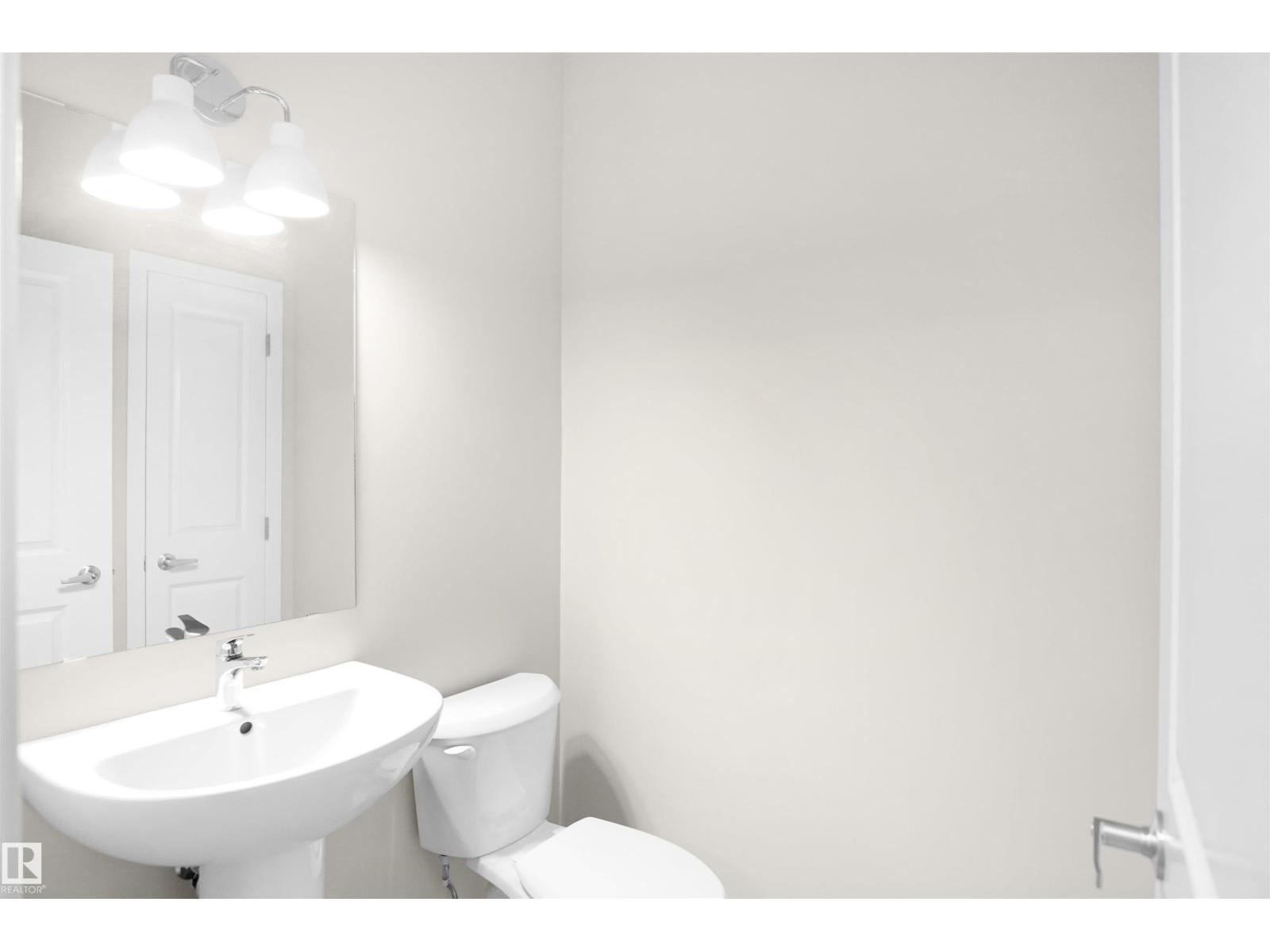 Photo 10 of 22926 95 A Av Nw, Edmonton AB