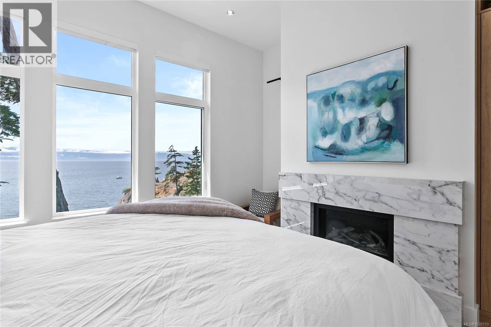 7510 Ocean Park Pl, Sooke