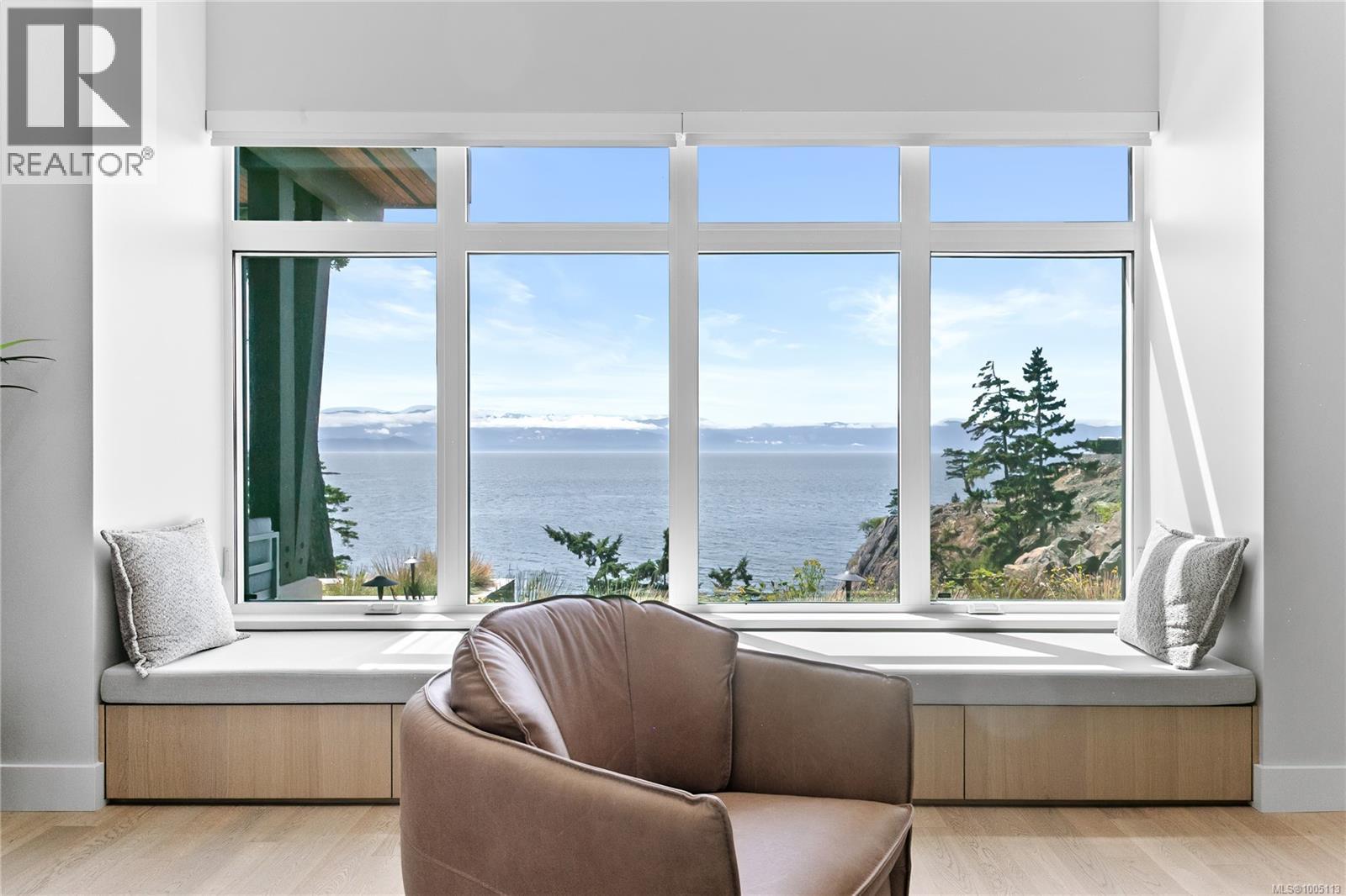 7510 Ocean Park Pl, Sooke
